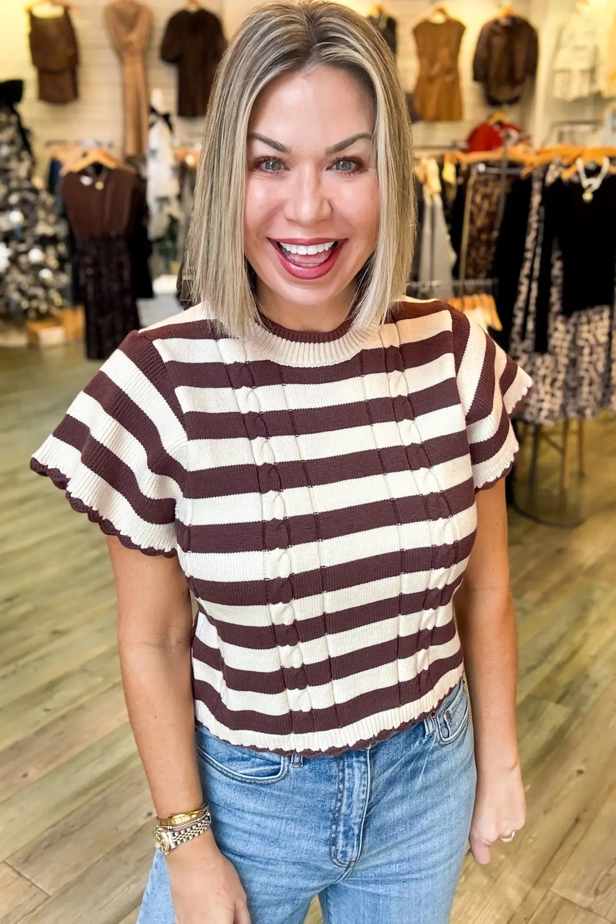 Ribbed Knit Cable Detail Short Sleeve Sweater – Brown Stripe