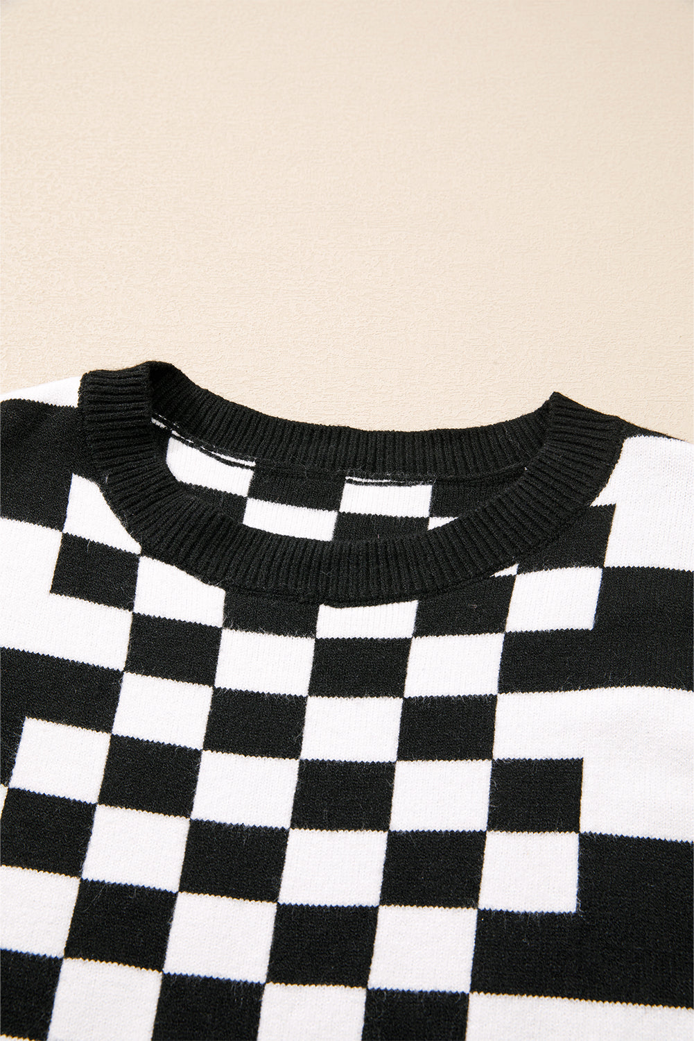 Khaki Checkered Print Drop Shoulder Round Neck Sweater eAura
