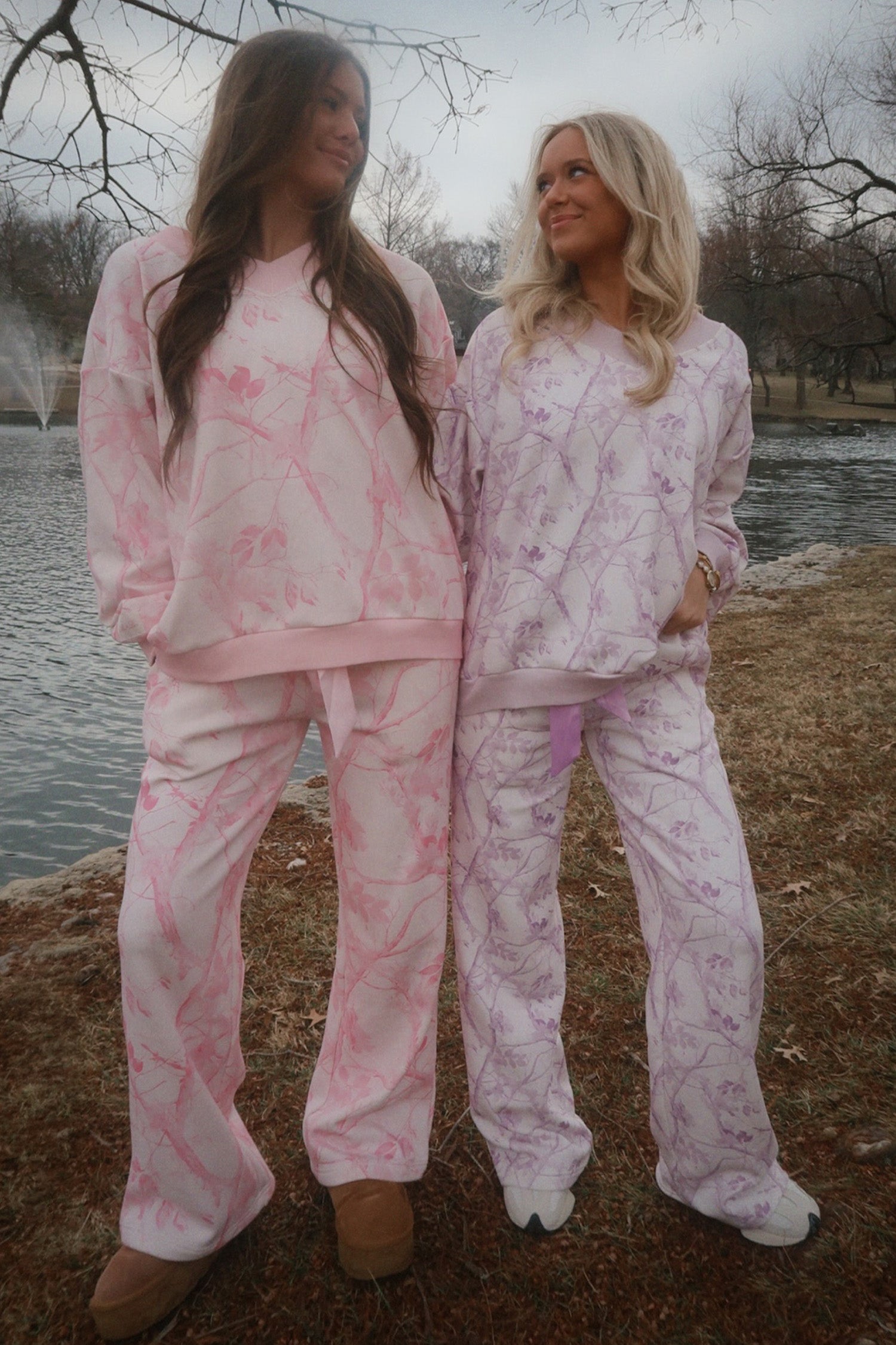 Abstract Plant Print Long Sleeve V Neck Pant Set – Pink
