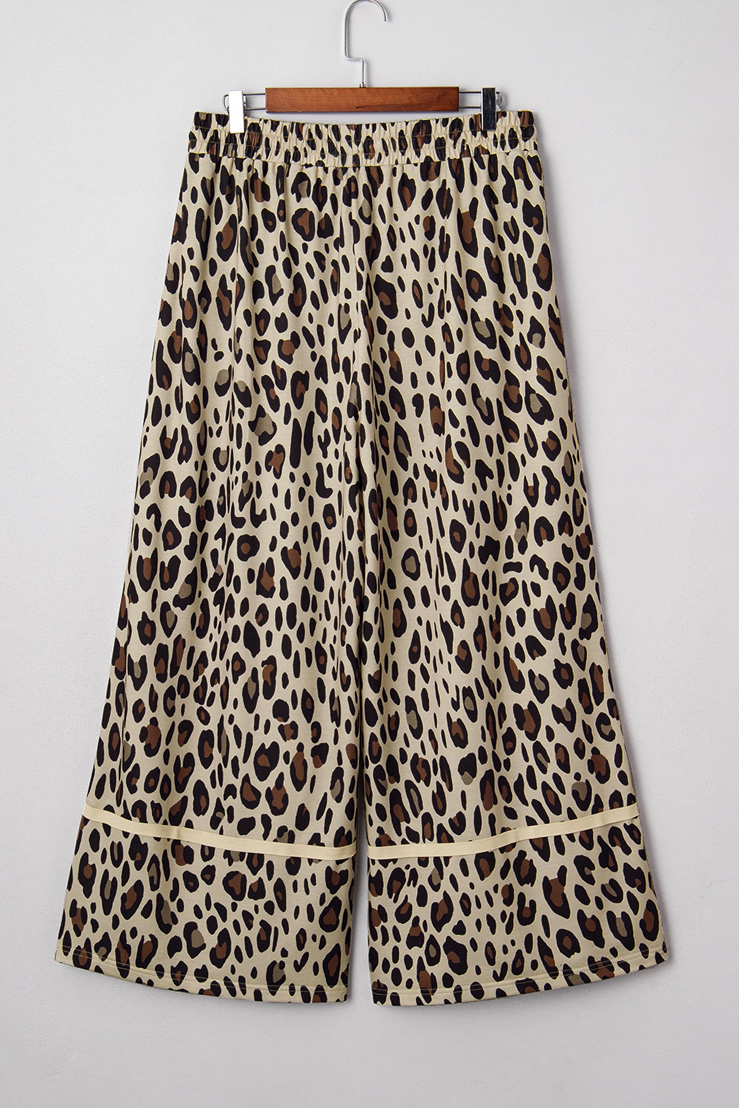 Exposed Seam Patched Pocket Plus Size Drawstring Leopard Wide Leg Pants