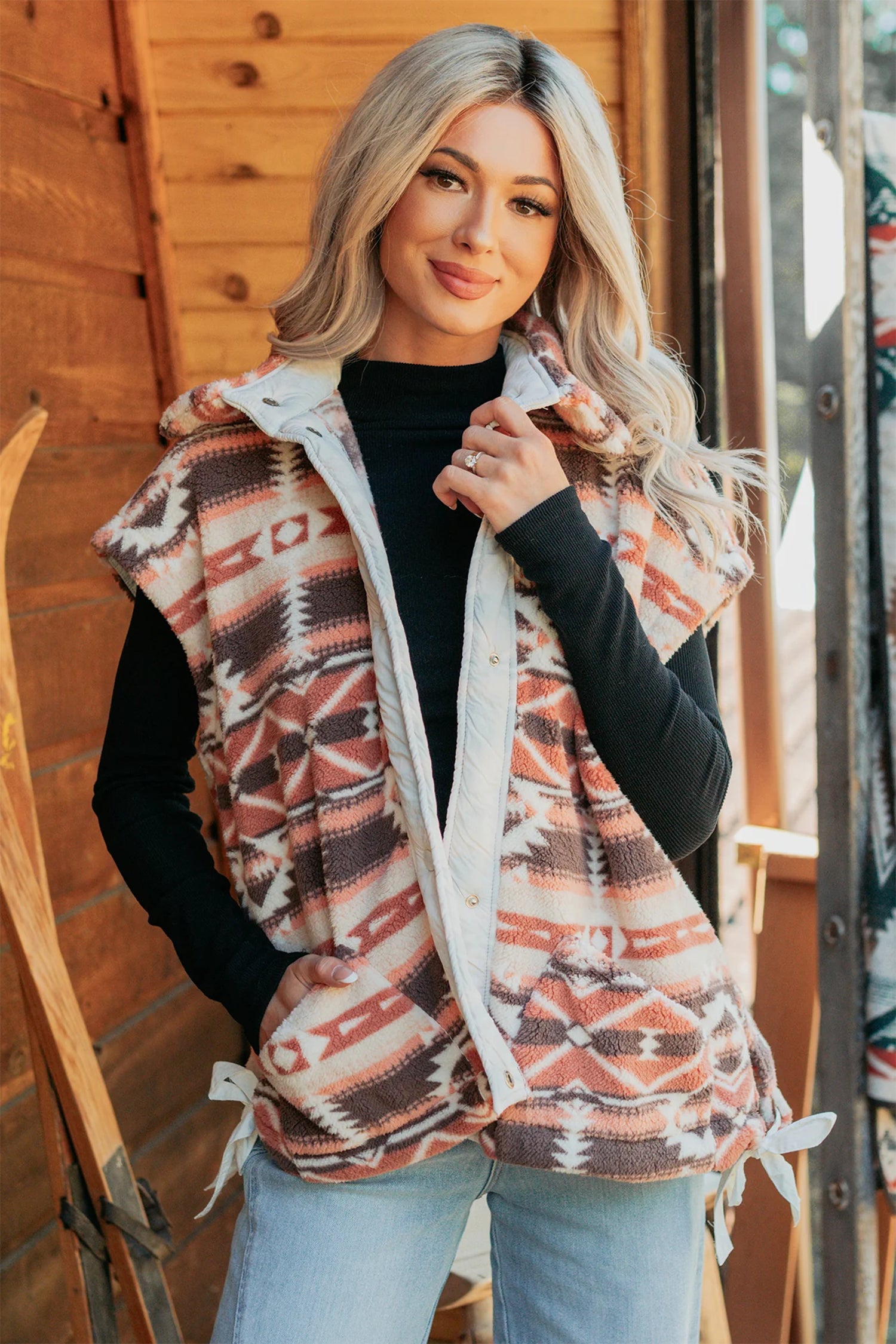 Geometric Print Fleece Metal Button Placket Shift Silhouette Vest – Multicolour