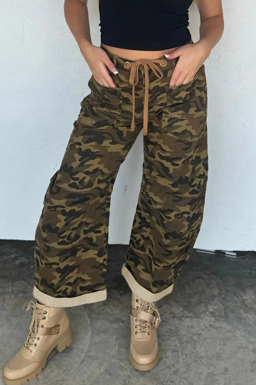 Camouflage Print Retro Grommet Tie Waist Loose Jeans – Multicolour