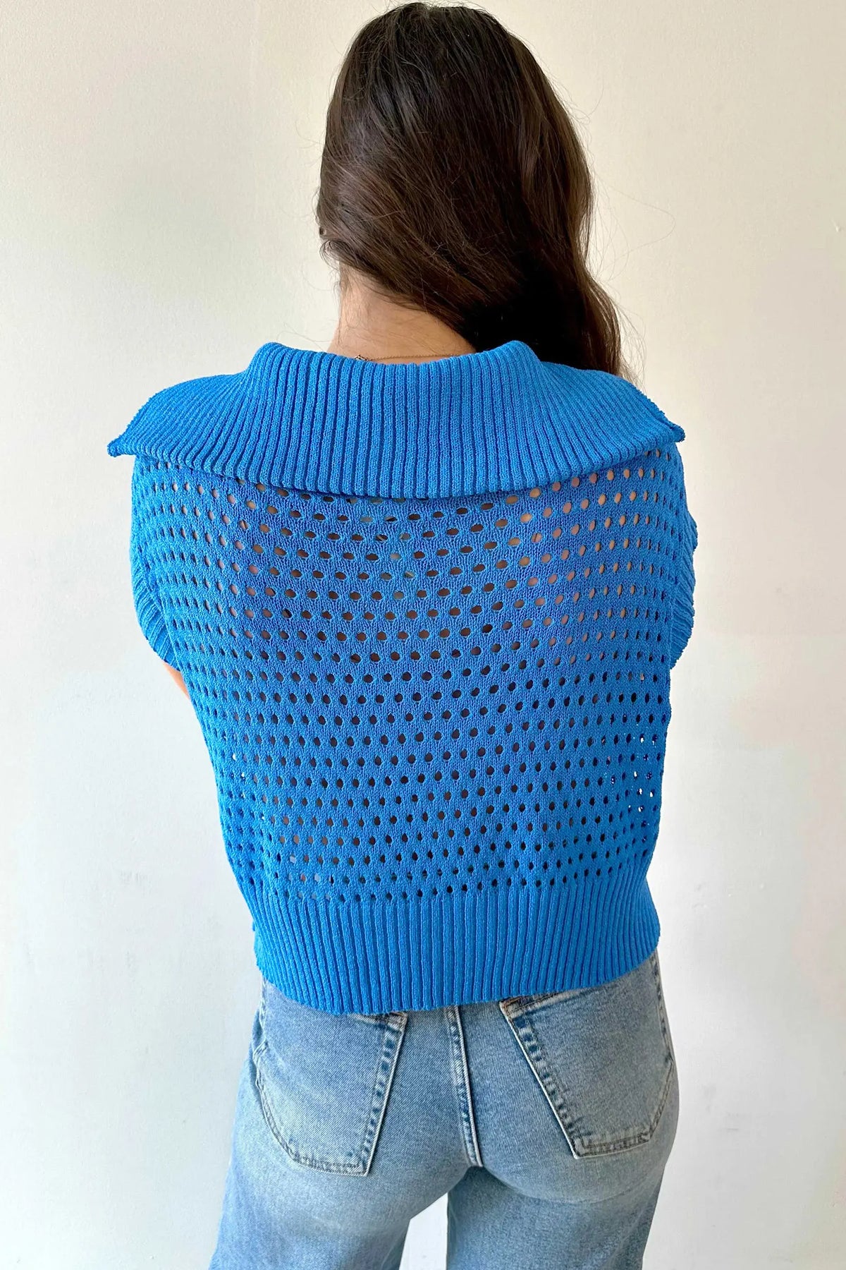 Sky Blue Solid Colour Hollowed Knit Short Sleeve Zipper Collar Knitwear Top – Light Blue