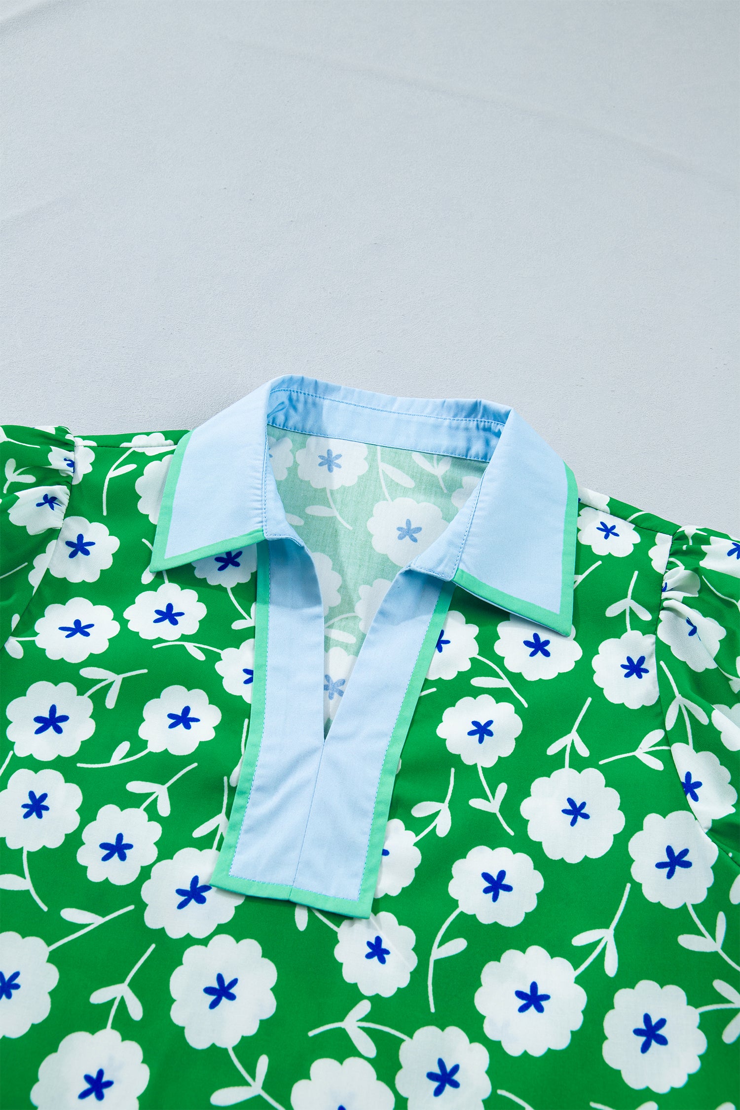 Flower Printed Contrast Patchwork Collar Short Sleeve Blouse – Green