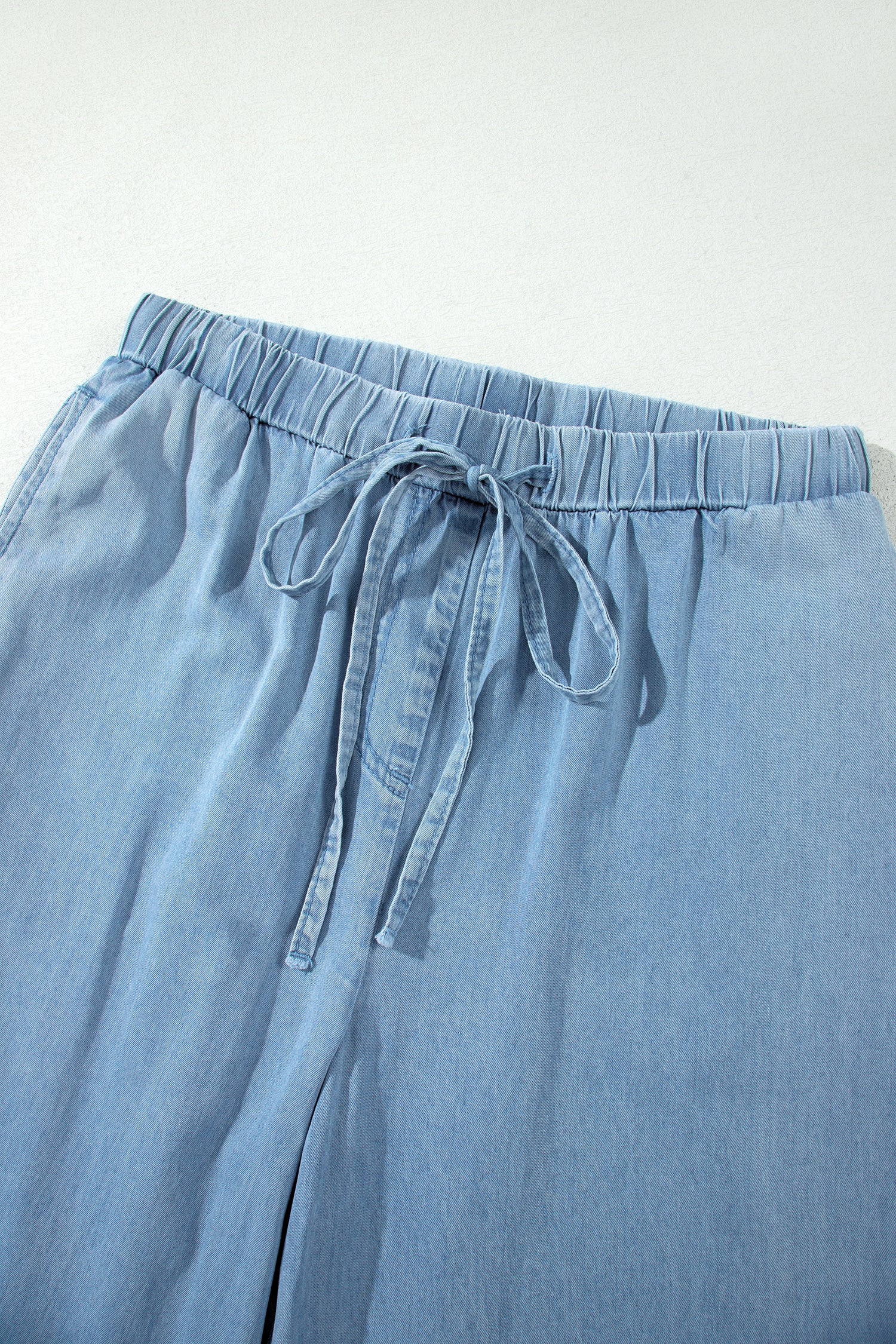Beau Ruffled Hem Wide Leg Chambray Pants – Blue