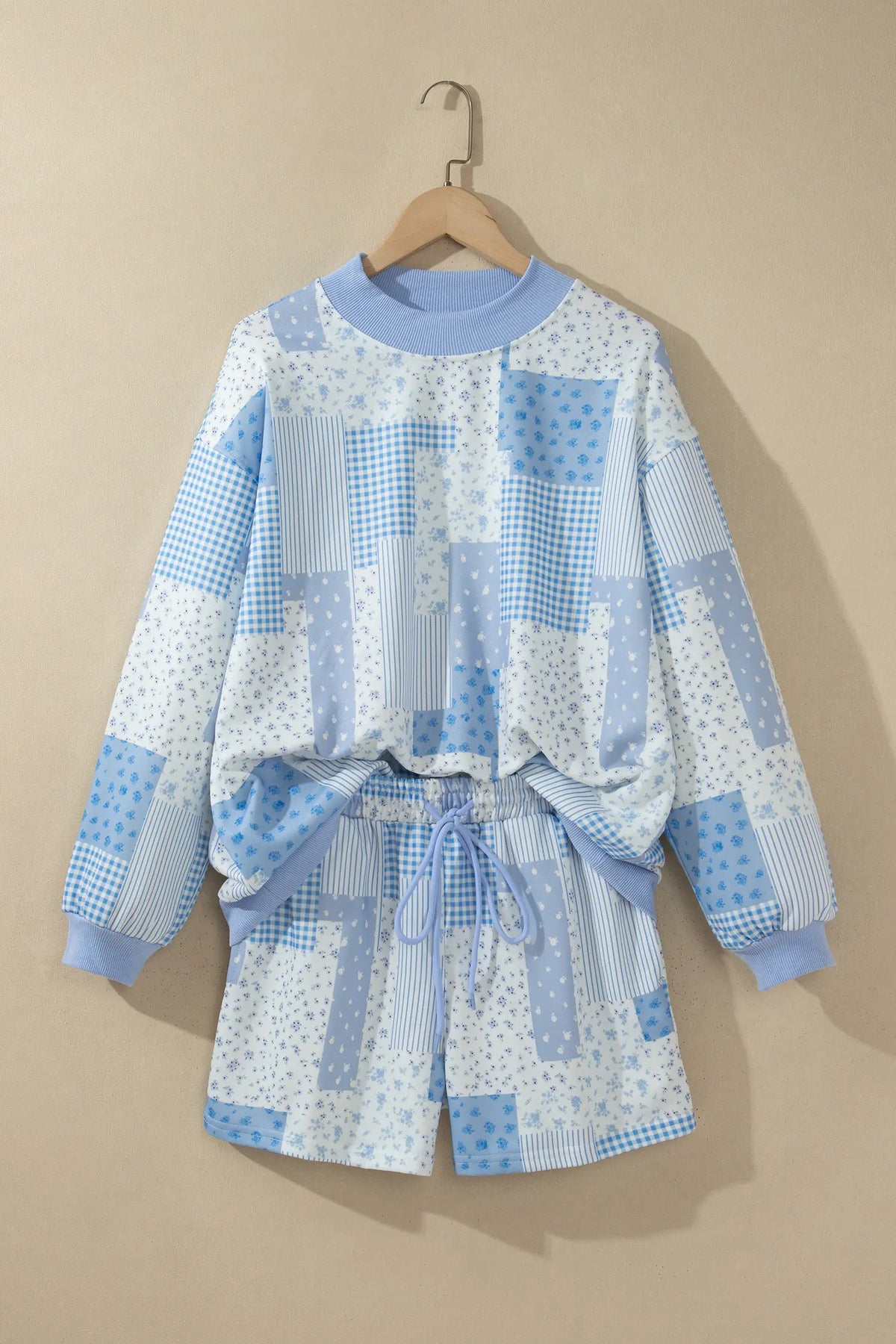 Sky Blue Patchwork Floral Print Drop Shoulder Baggy Pullover Drawstring Shorts Set – Light Blue
