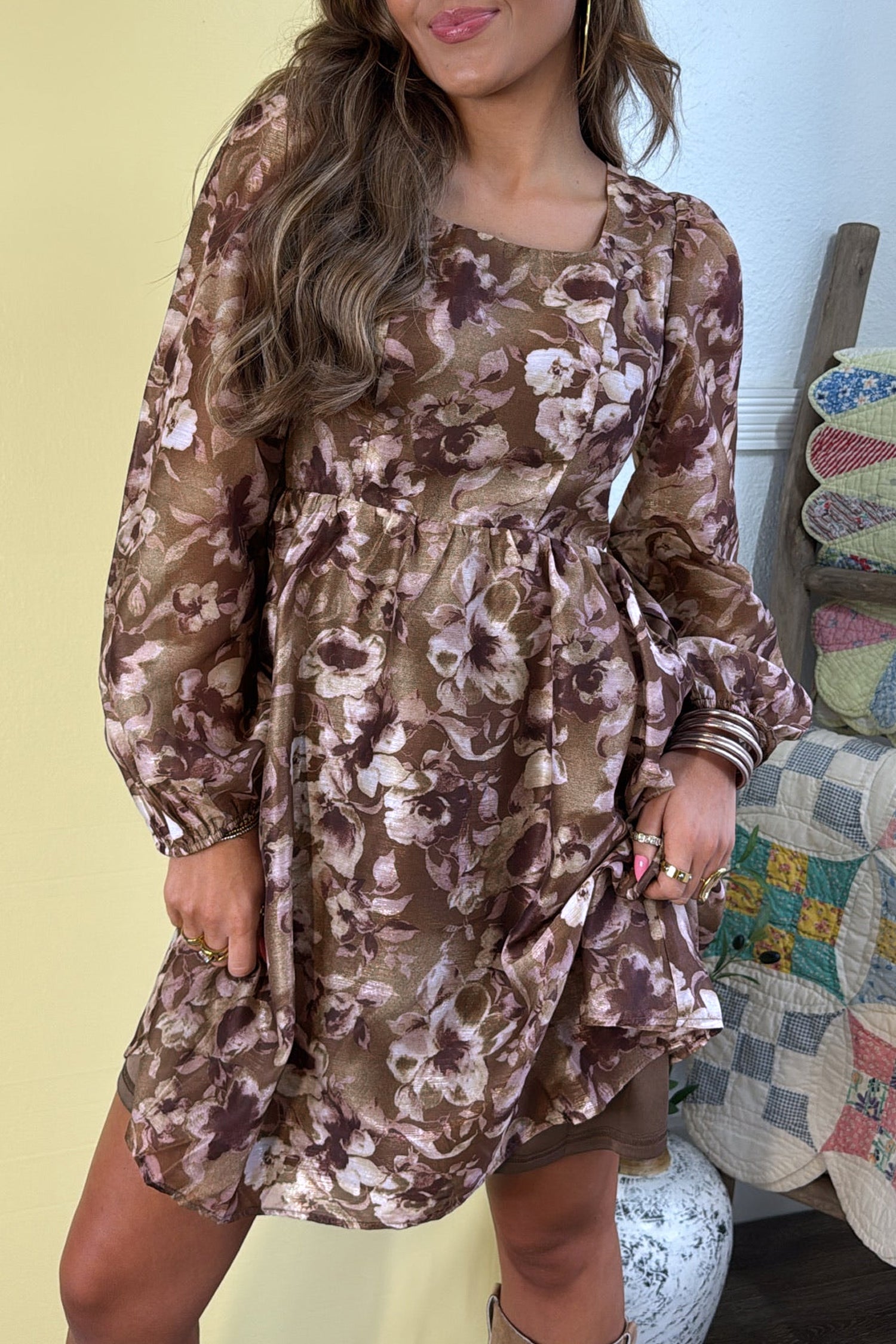 Abstract Floral Print Square Neck Long Sleeve Mini Shift Dress – Brown