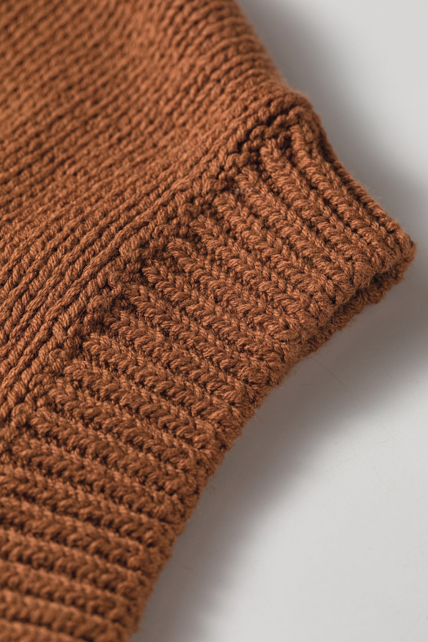 Chestnut Western Horseshoe Pattern Short Sleeve Knit Sweater – Brown