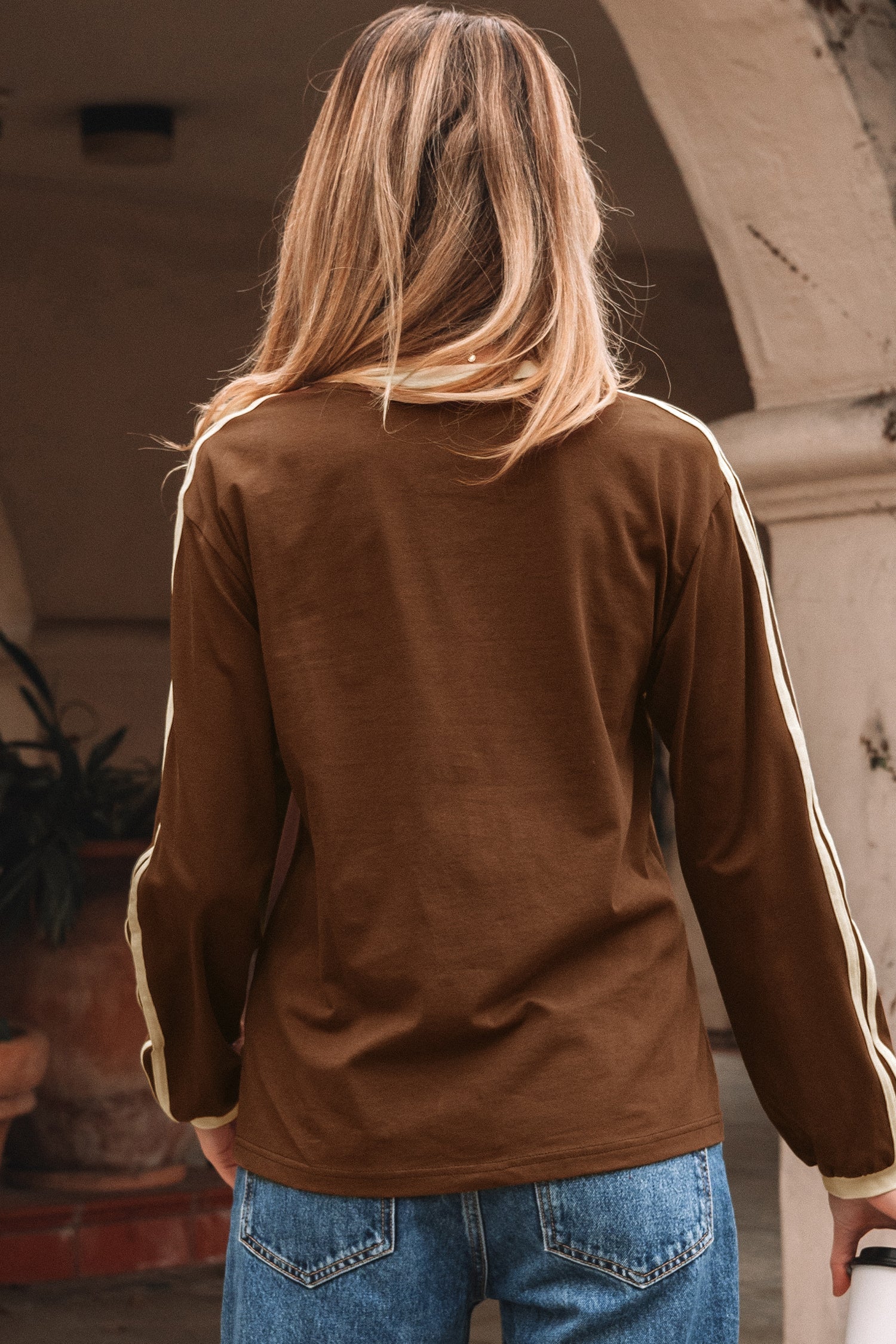 Varsity Striped Accent Contrast Crew Neck Long Sleeve T-Shirt - eAura