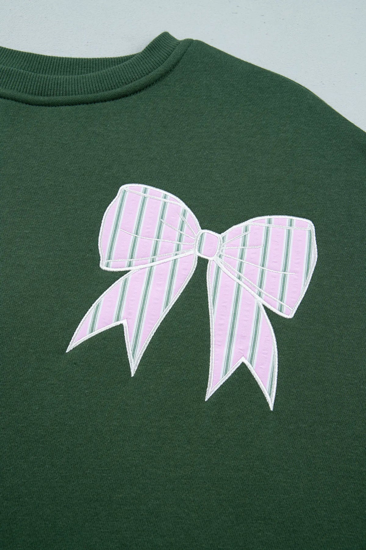 Striped Bow Graphic Oversized Sweatshirt