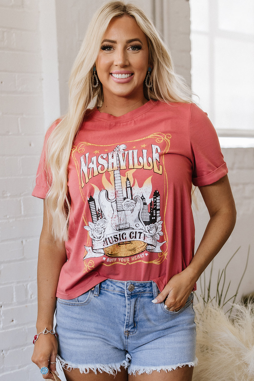 Mineral Red Nashville Music City Graphic Retro Fashion Tee eAura