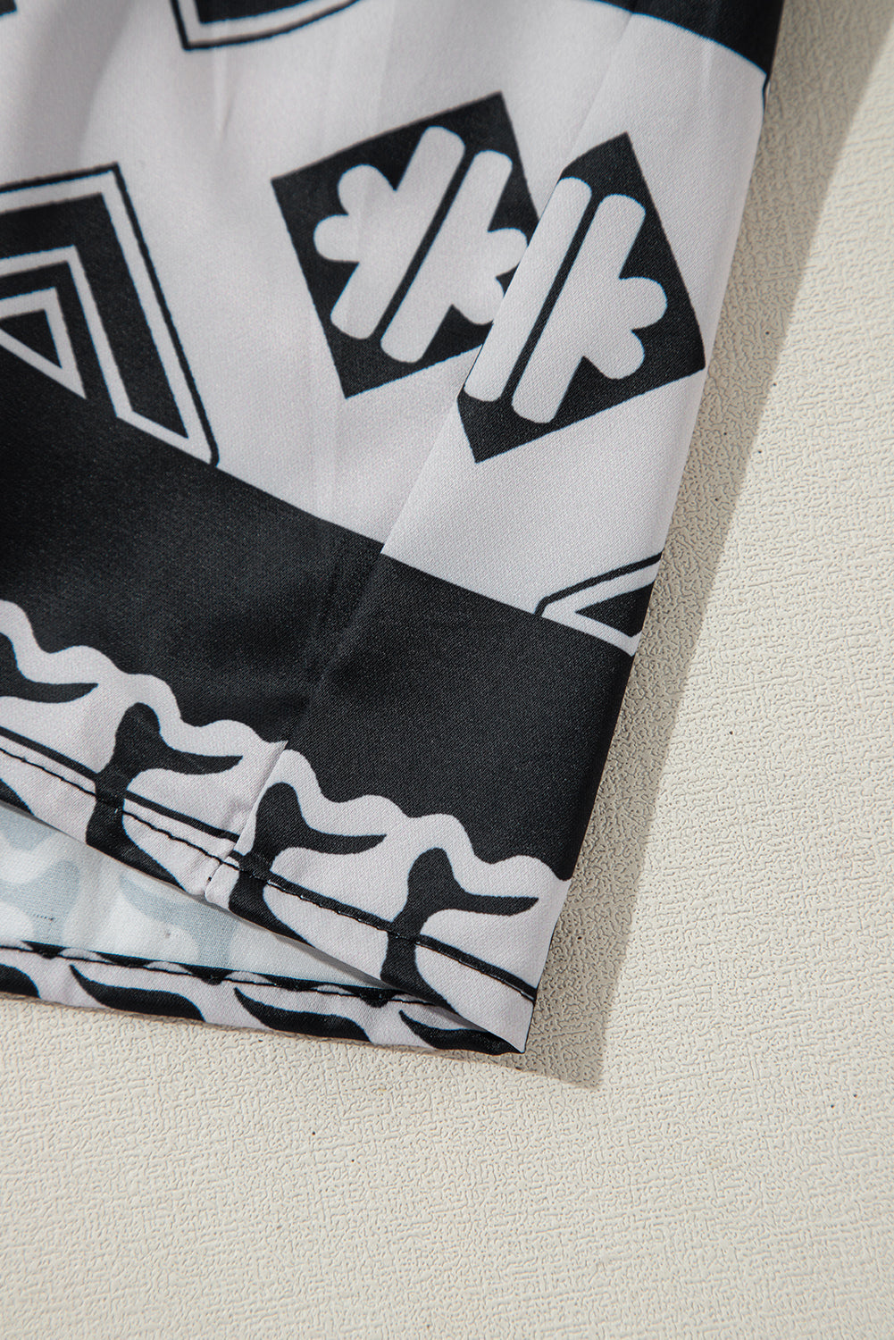 Blue Geometric Print V Neck Ruffled Dress eAura