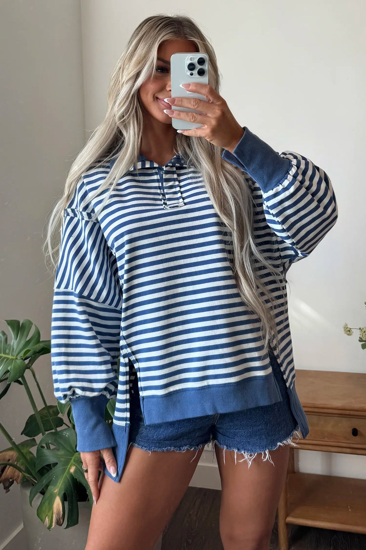Colour Block Trim Raw Seam Split Hem Loose Pullover Sweatshirt – Blue Stripe
