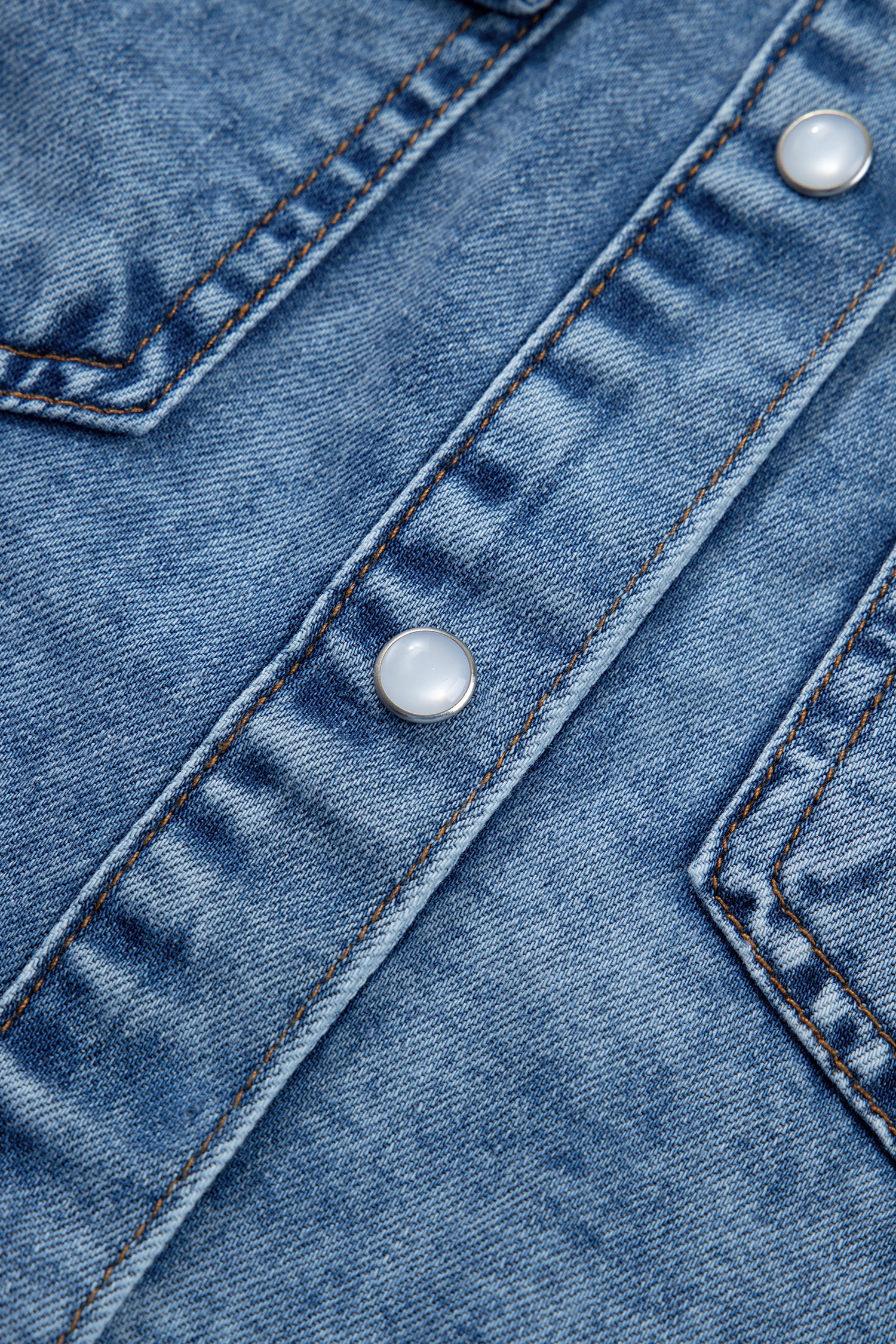 Buttoned Front Collared Denim Sleeveless Top