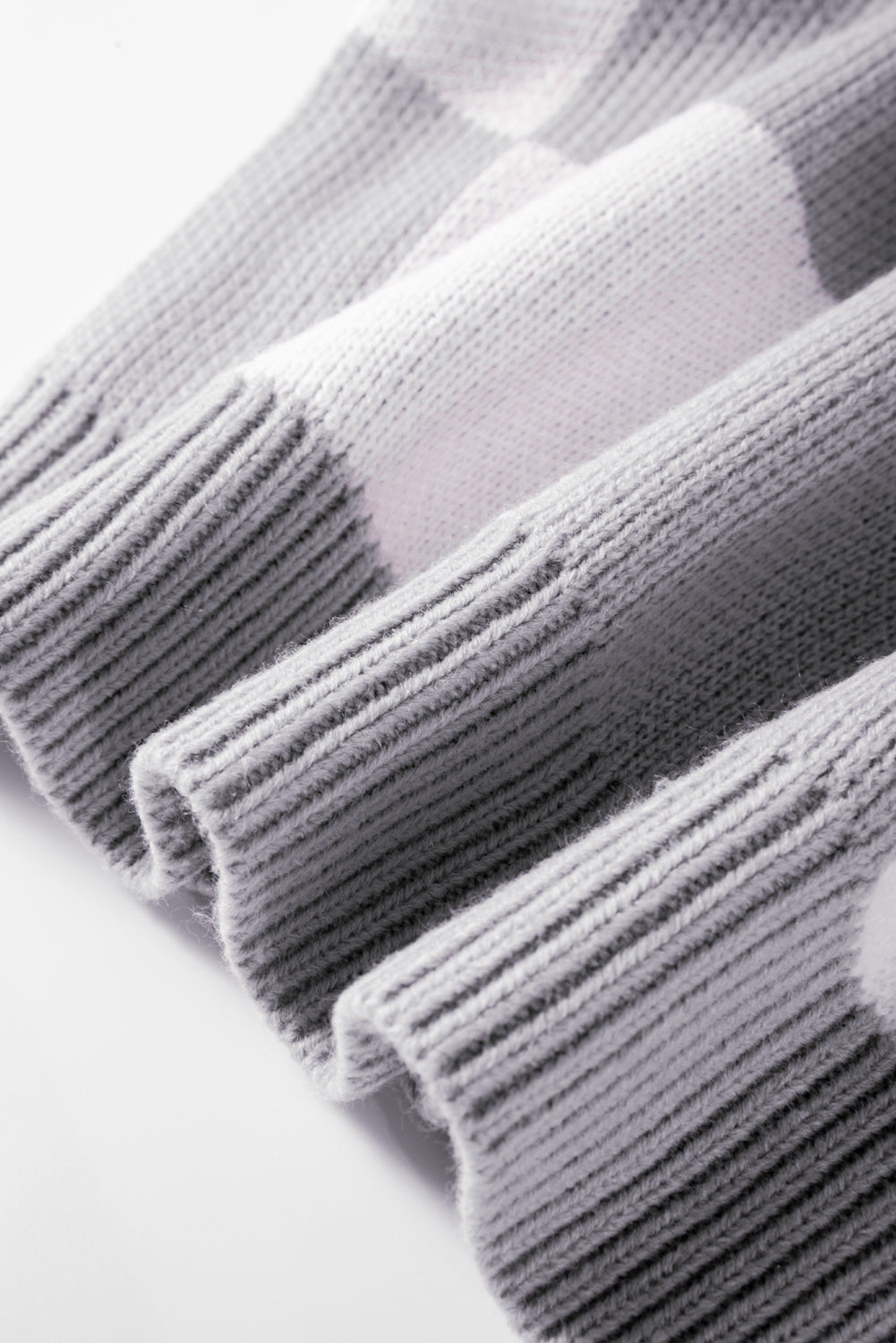 Gray Checkered Bishop Sleeve Sweater eAura