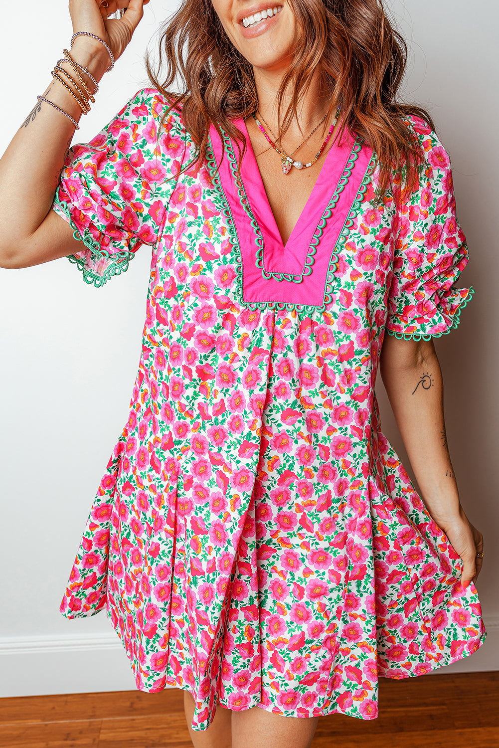 Pink Floral Print V-Neck Patchwork Short Bubble Sleeve Mini Dress