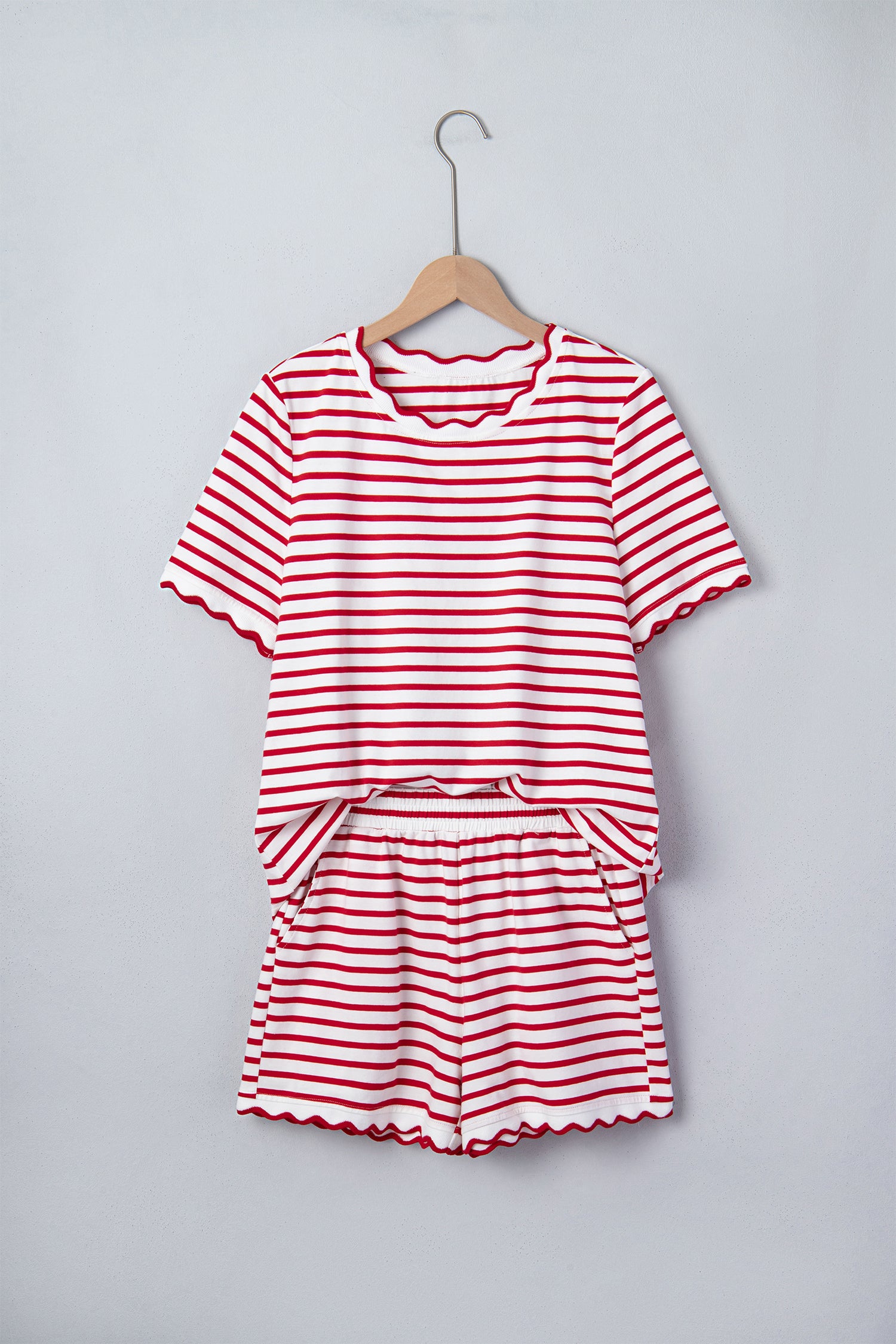 Scallop Trim Casual Top 2pcs Short Set – Red Stripe