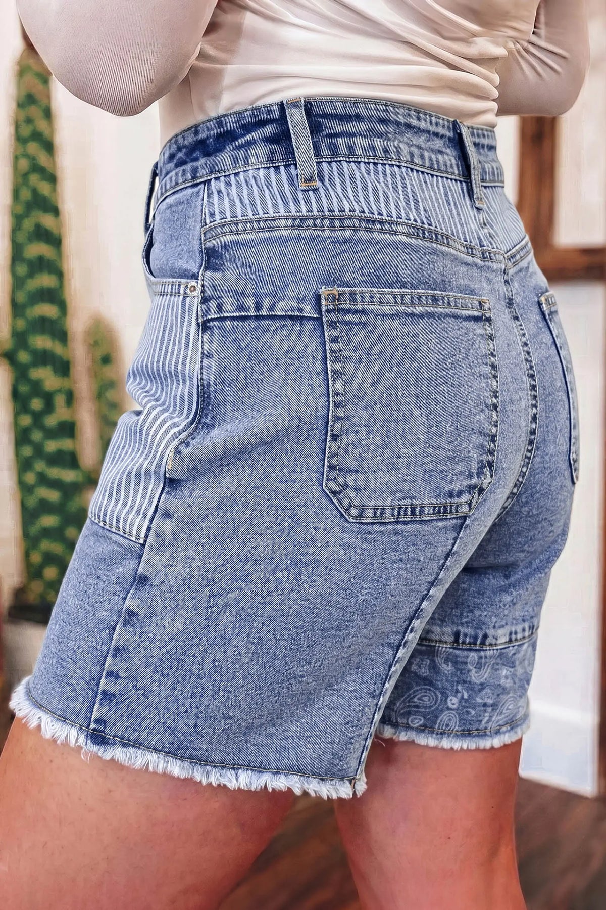 Striped Paisley Mixed Patchwork Raw Hem Denim Shorts – Sky Blue