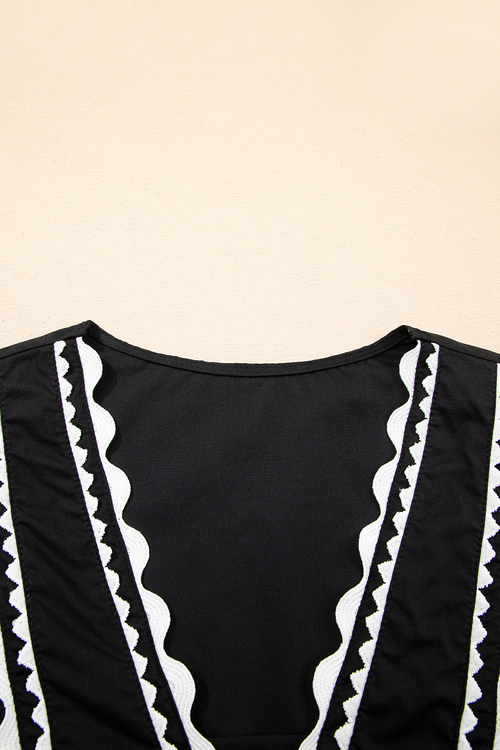 Black Contrast Ricrac Trim Ruffled V Neck Peplum Top eAura