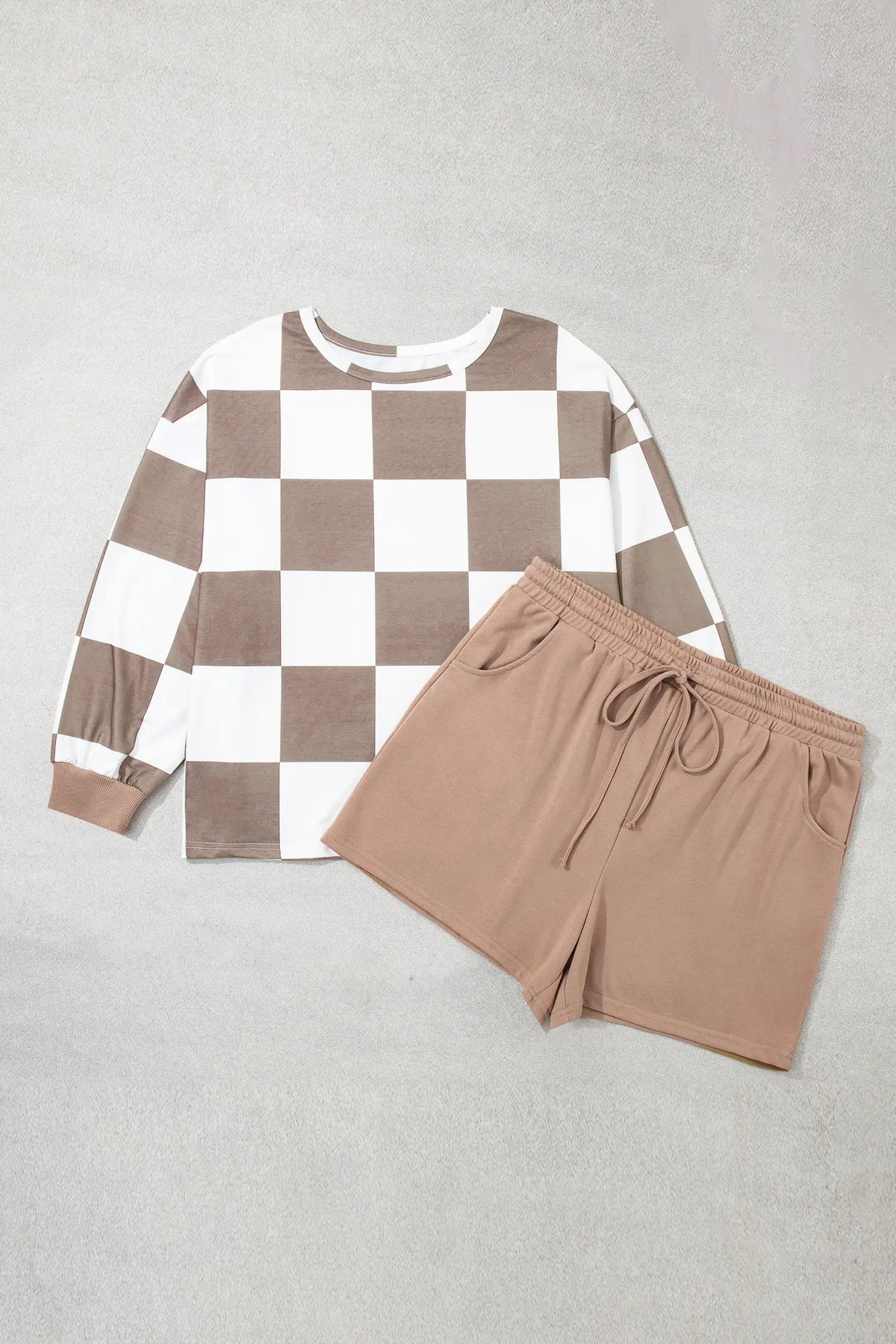 Checkered Contrast Long Sleeve Top Solid Shorts Plus Size 2pcs Set – Khaki