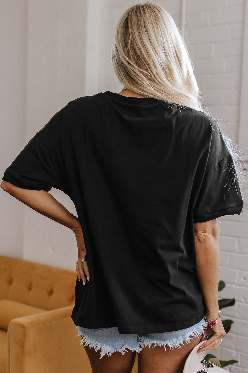 Black Loose Half Sleeve Hi Low Hem T Shirt eAura