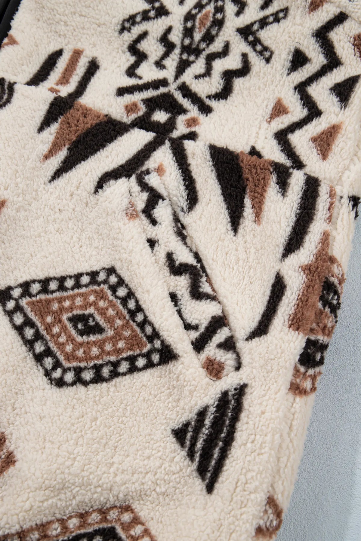 Geometric Print Long Sleeve Shirt Collar Zip-up Placket Binding Tape Jacket – Beige
