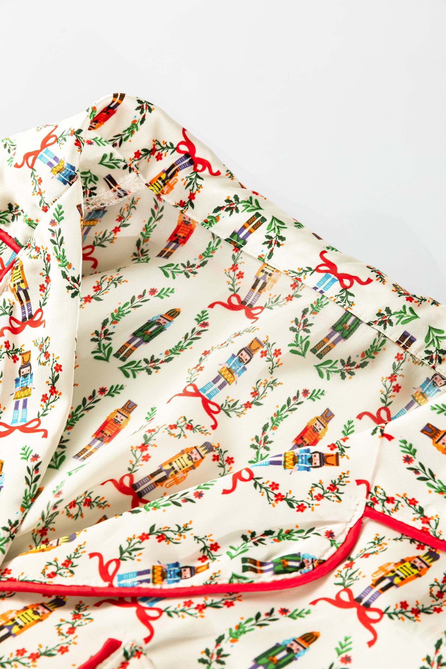 Nutcracker Print Contrast Trim Tied up Bow Silky 2pcs Pajama Set - eAura