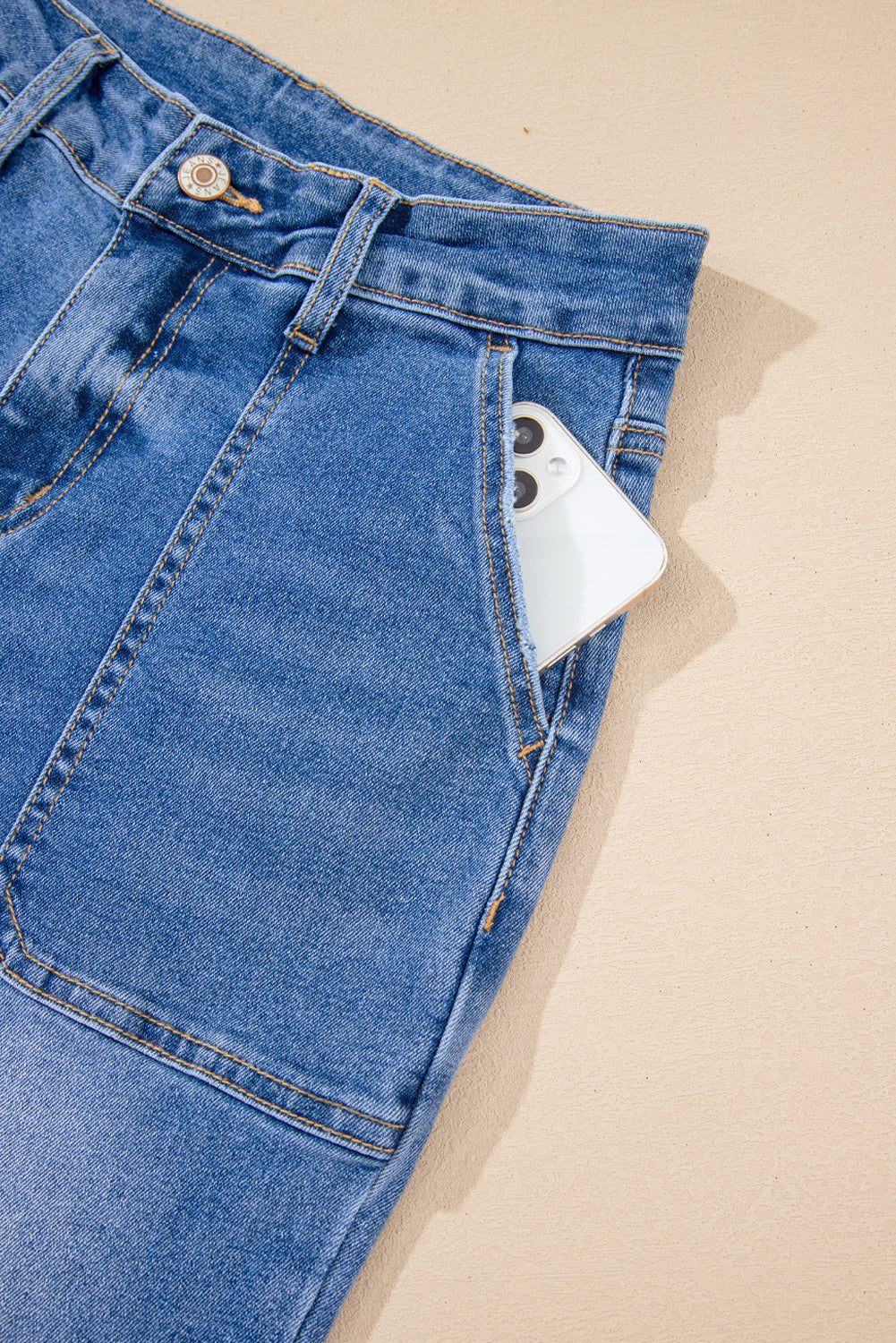 Cropped High Rise Wide Leg Jeans - eAura