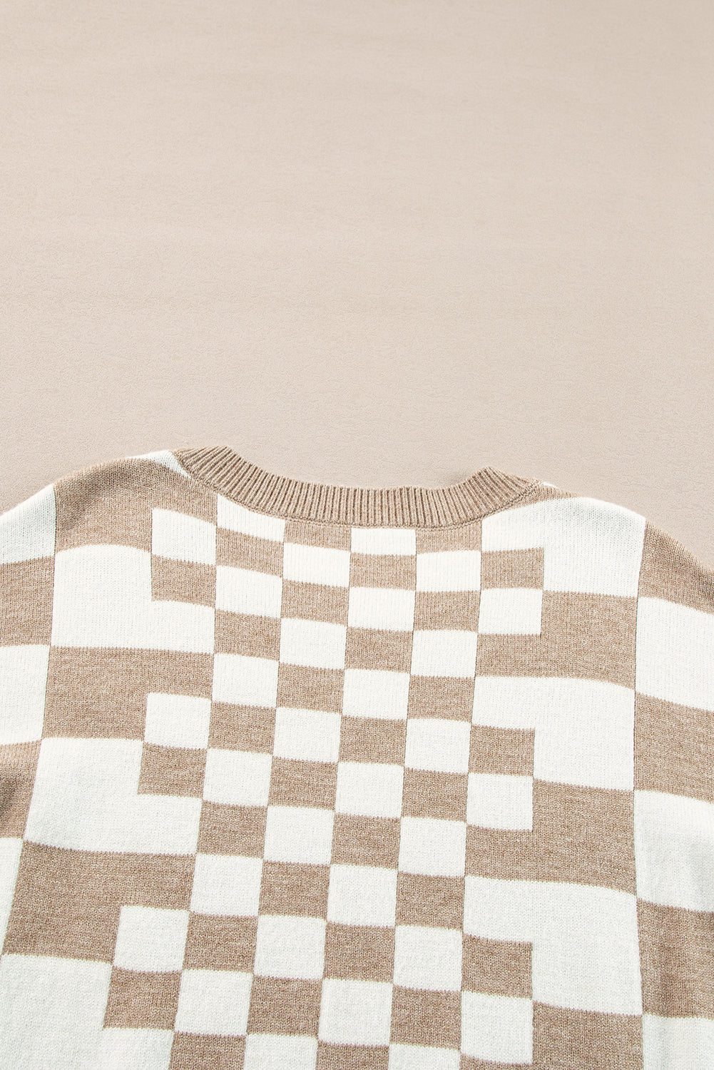 Khaki Checkered Print Drop Shoulder Round Neck Sweater eAura
