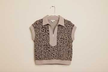 Zip-up Collared Leopard Cap Sleeve Textured Top - Sweaters & Cardigans/Short