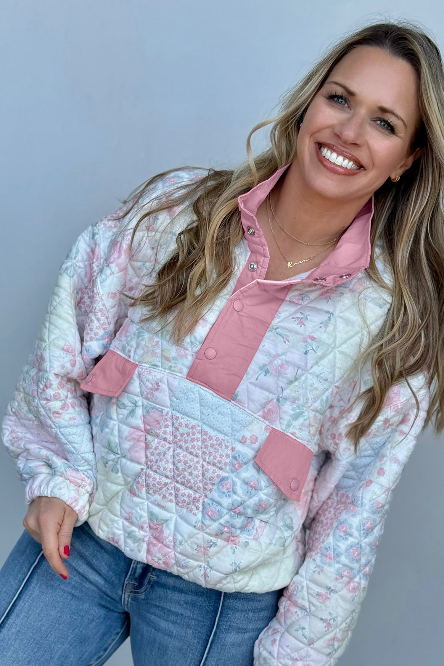 Floral Quilted V-Neck Plus Size Fake Pocket Sweatshirt – Pink