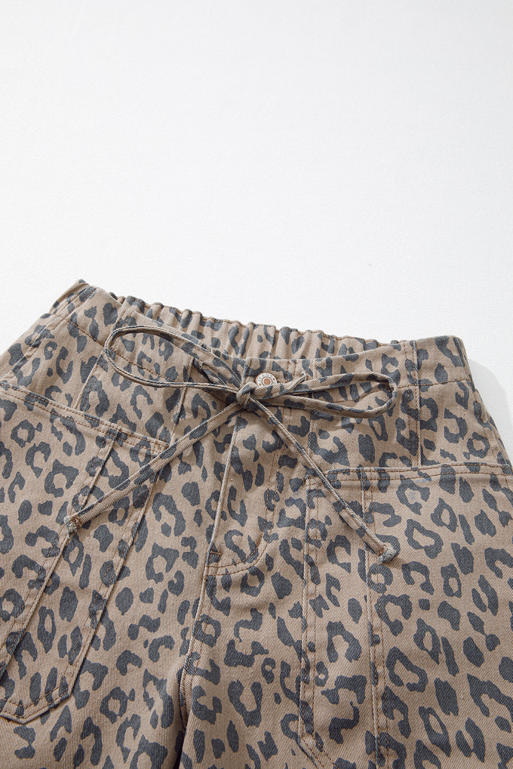 Leopard Printed Drawstring Elastic Waistband Pocketed Wide Leg Jeans - eAura