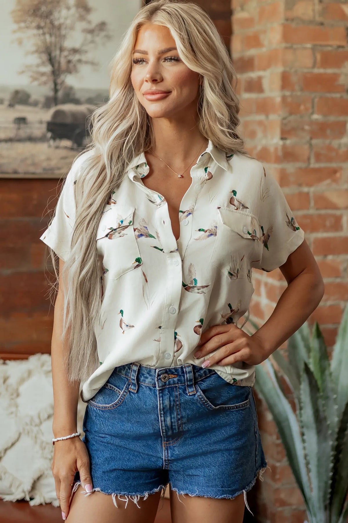 Mallard Printed Button Flap Pocket Short Sleeve Shirt – White