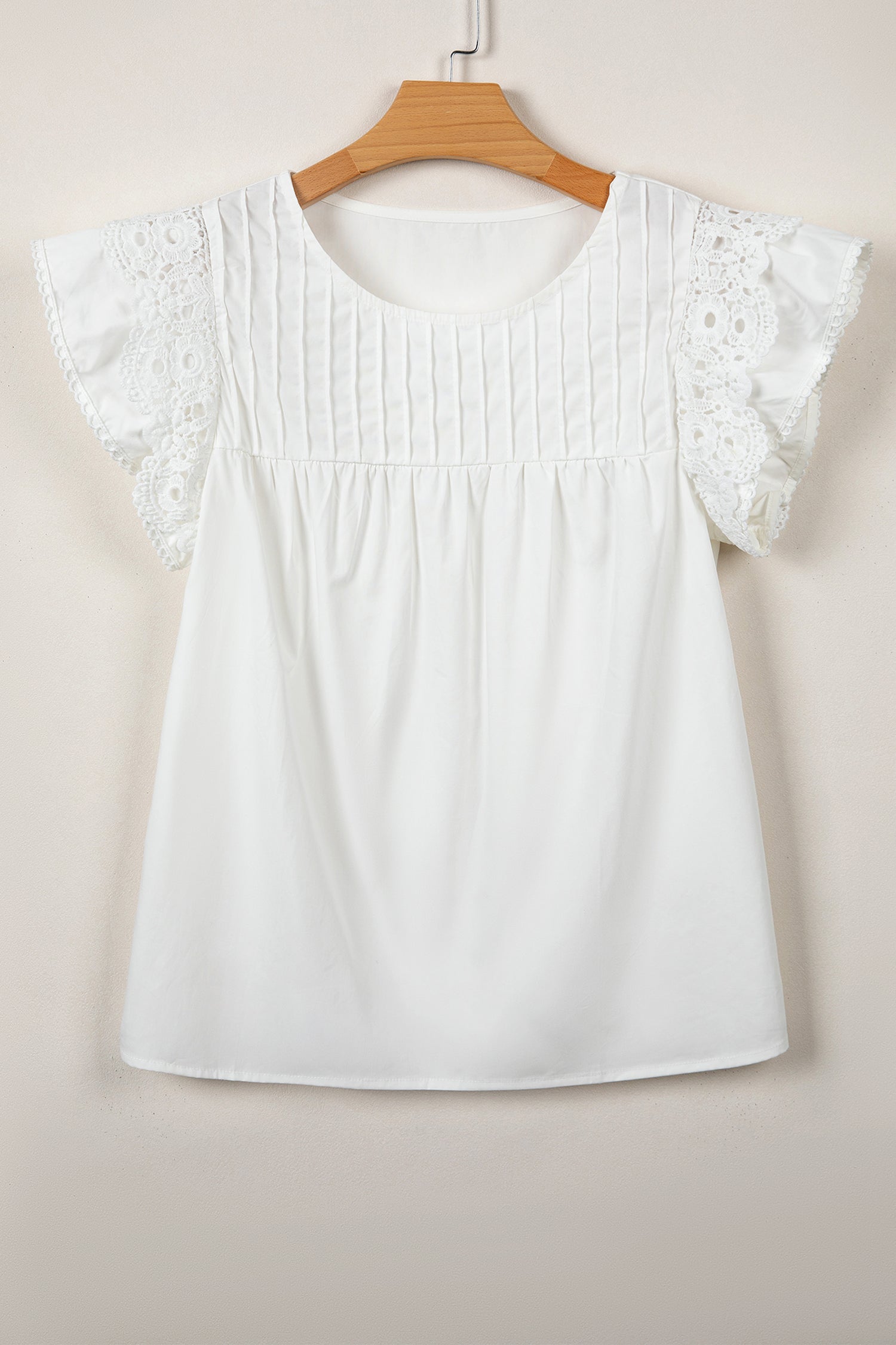 Bonbon Lace Detail Flutter Sleeve Pleated Round Neck Blouse – Pink