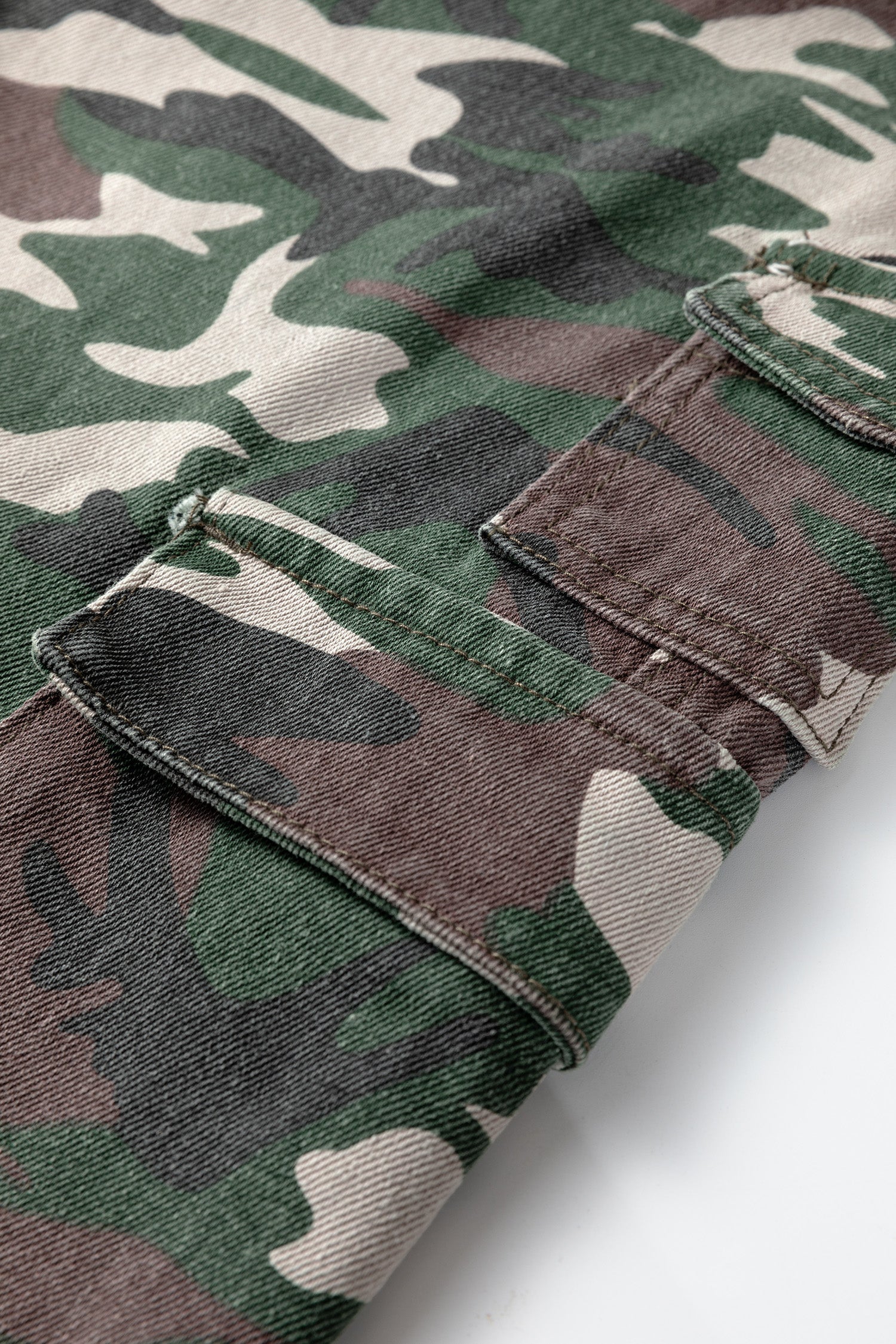 Camo Cargo Wide Leg Jeans - Bottoms/Jeans/WideLeg