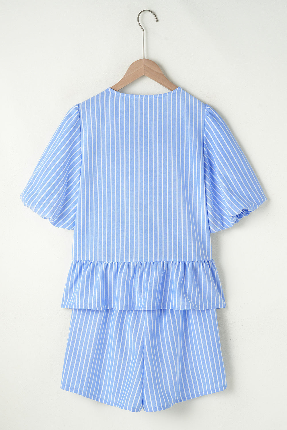Sky Blue Striped Bowknot Detail Puffy Sleeve Top and Shorts 2Pcs Set eAura