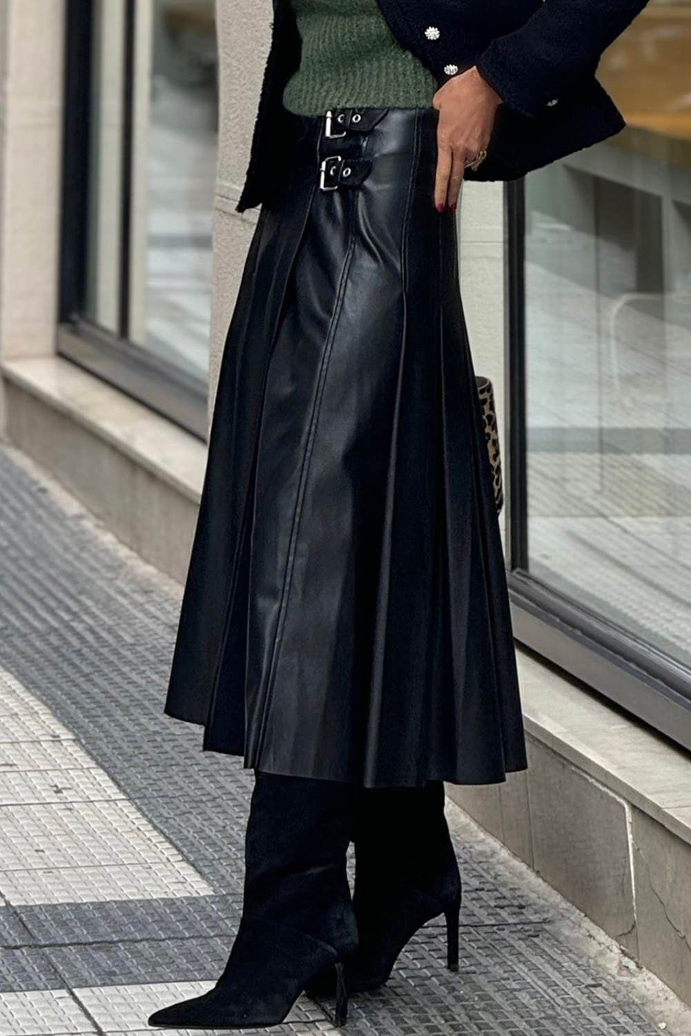 Black Faux Leather Retro Buckle Detail Pleated Flared Midi Skirt eAura