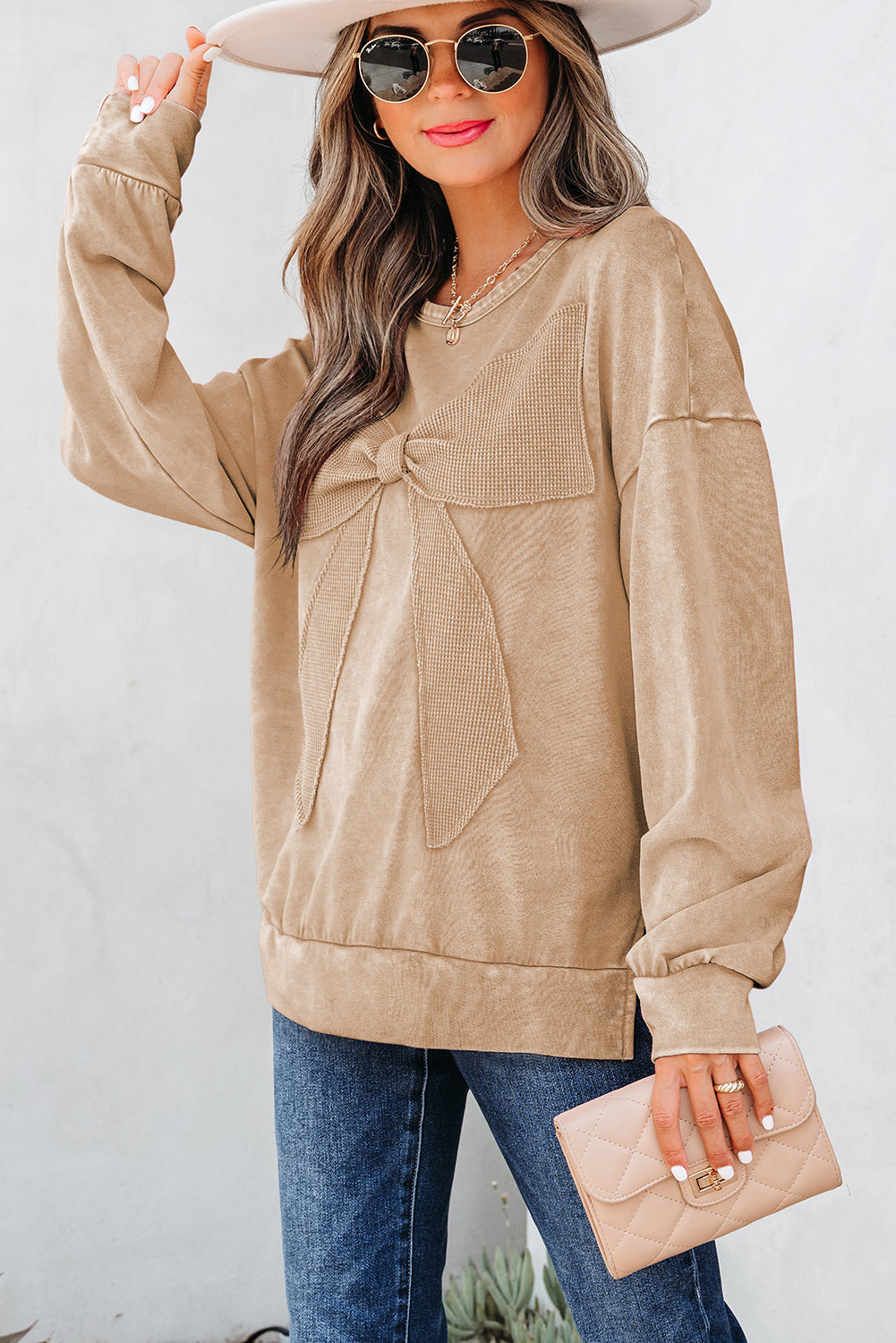 Mineral Wash Big Bow Patchwork Pullover Sweatshirt - eAura