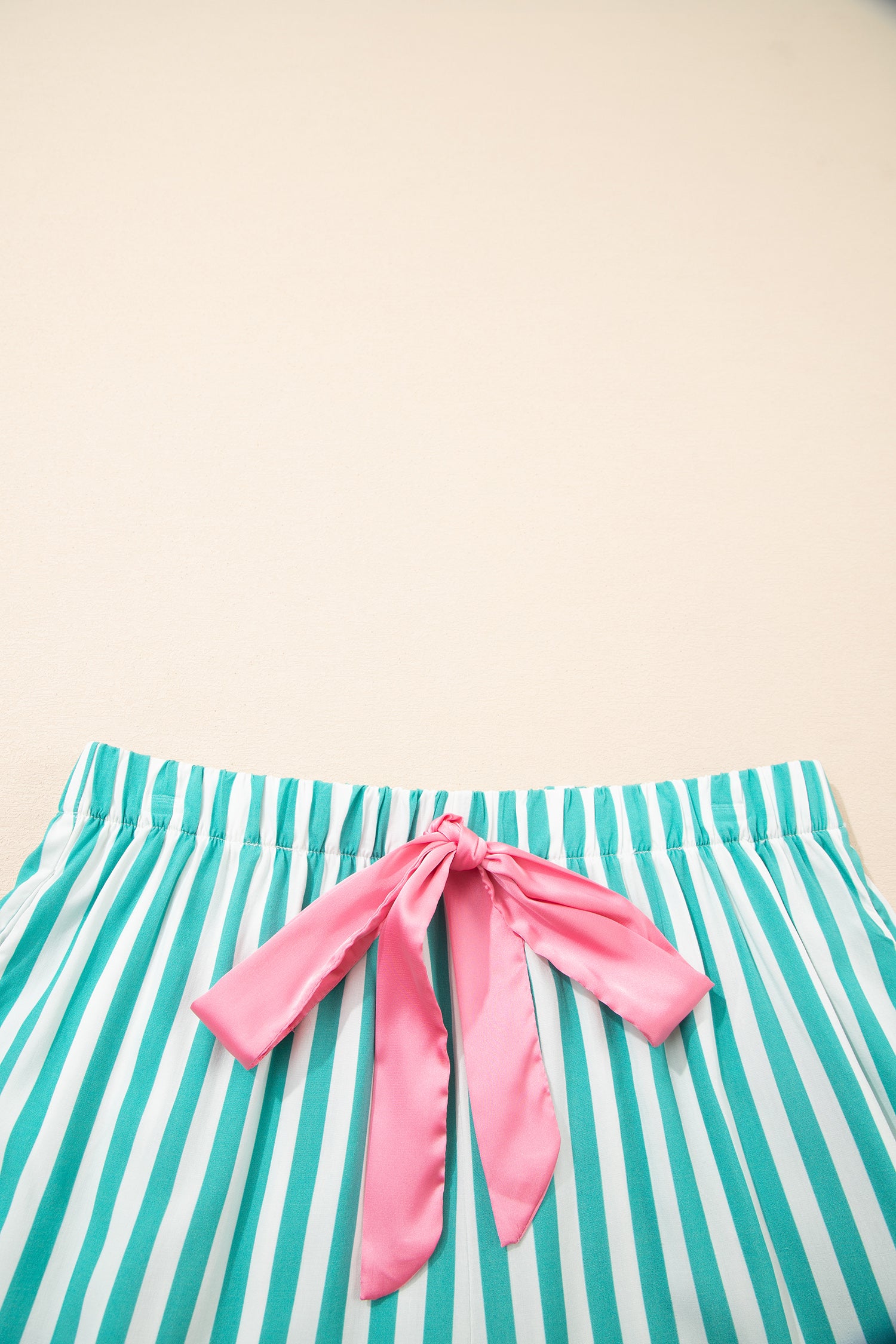 Contrast Ricrac Trim Long Sleeve Shirt Drawstring Ruffled Pajama Short Set – Green Stripe