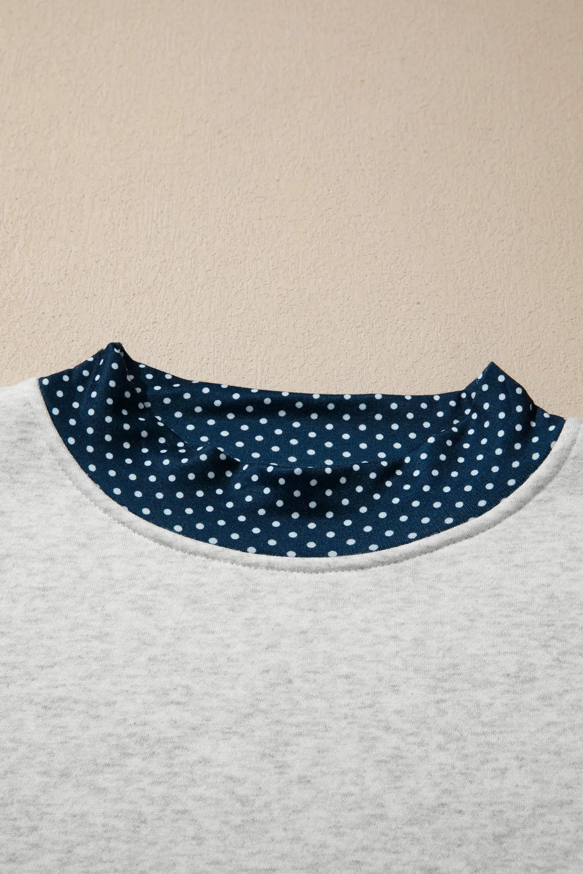 Polka Dot Patchwork Mock Neck Pullover Casual Shorts Set – Light Grey