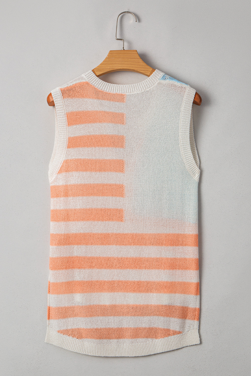 Beige USA Flag Notched Neckline Loose Sweater Vest eAura