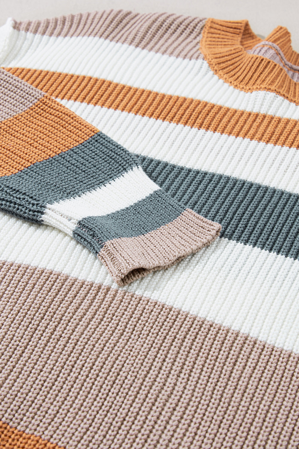Camel Classic Round Neck Colourblock Knit Sweater eAura
