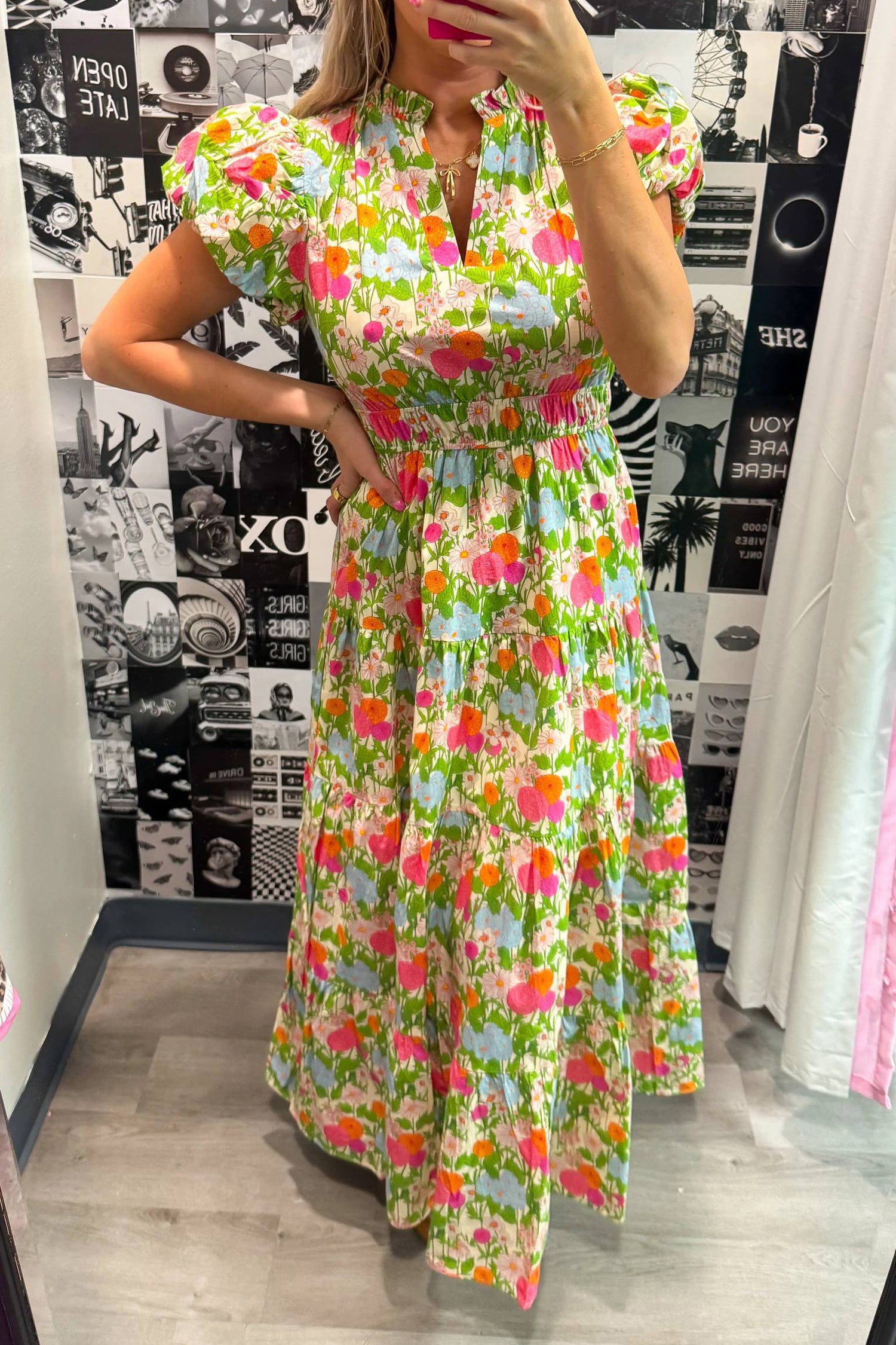Floral Print V-Neck Short Puff Sleeve Maxi Dress
