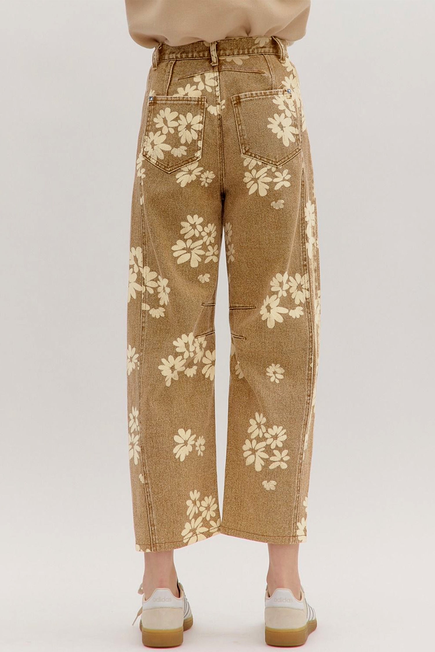 Floral Print Metal Button Pleated Straight Leg Jeans – Khaki