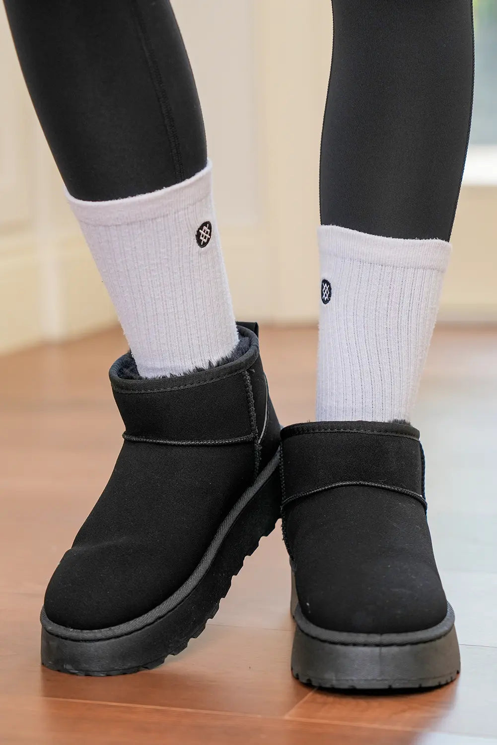 Black Faux Fur Lined Suede Ankle Snow Boots