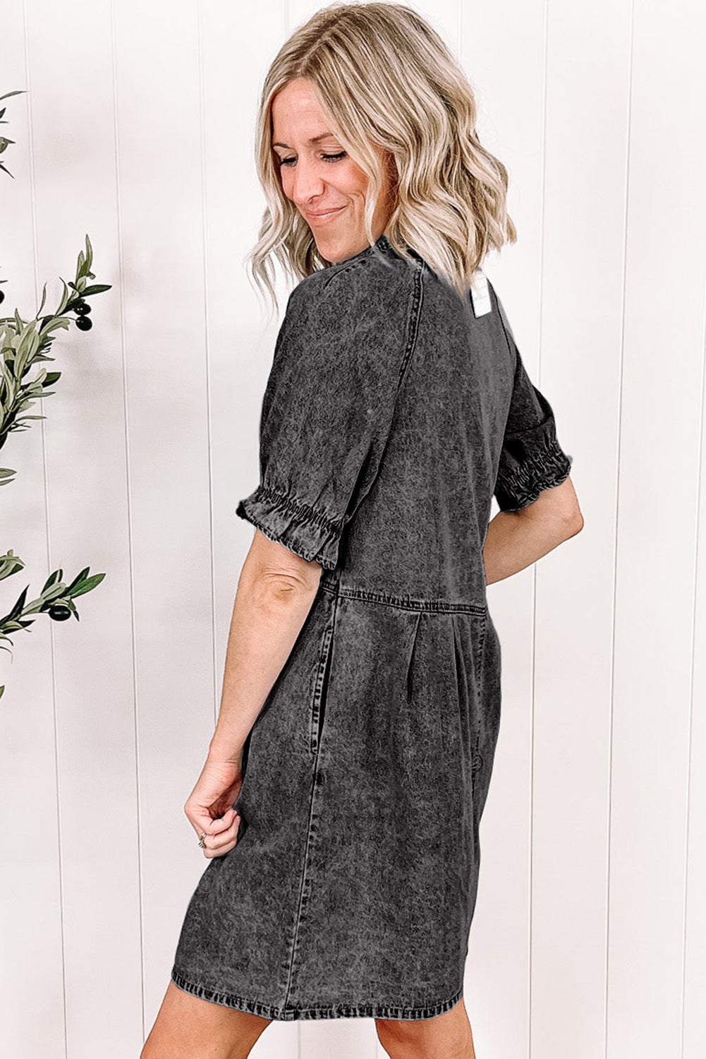 Medium Grey Mineral Wash Ruffled Short Sleeve Buttoned Denim Dress eAura
