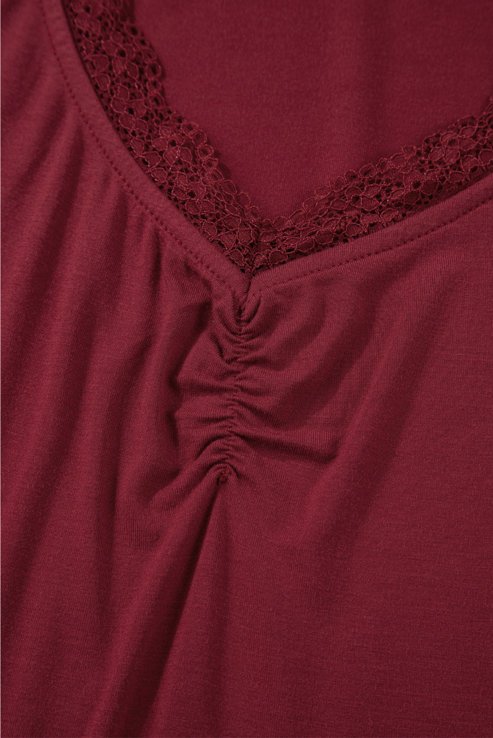 Lace-trimmed Sweetheart Neckline Ruched Detail Long Sleeve T-shirt eAura
