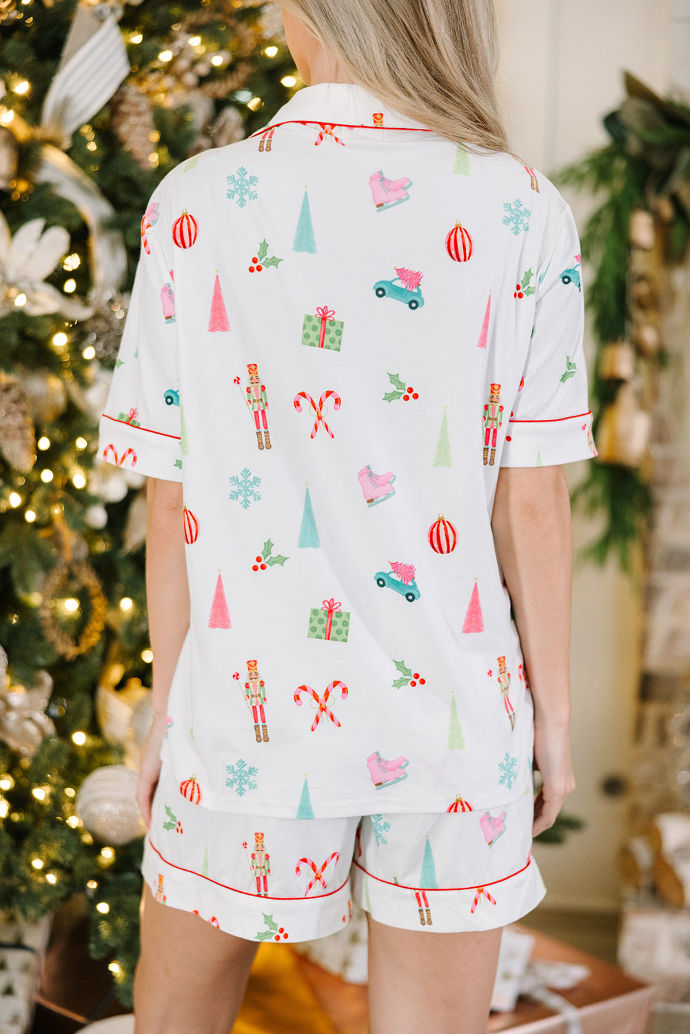 White Christmas Print Short Sleeve Shirt and Shorts Pyjama Set - eAura