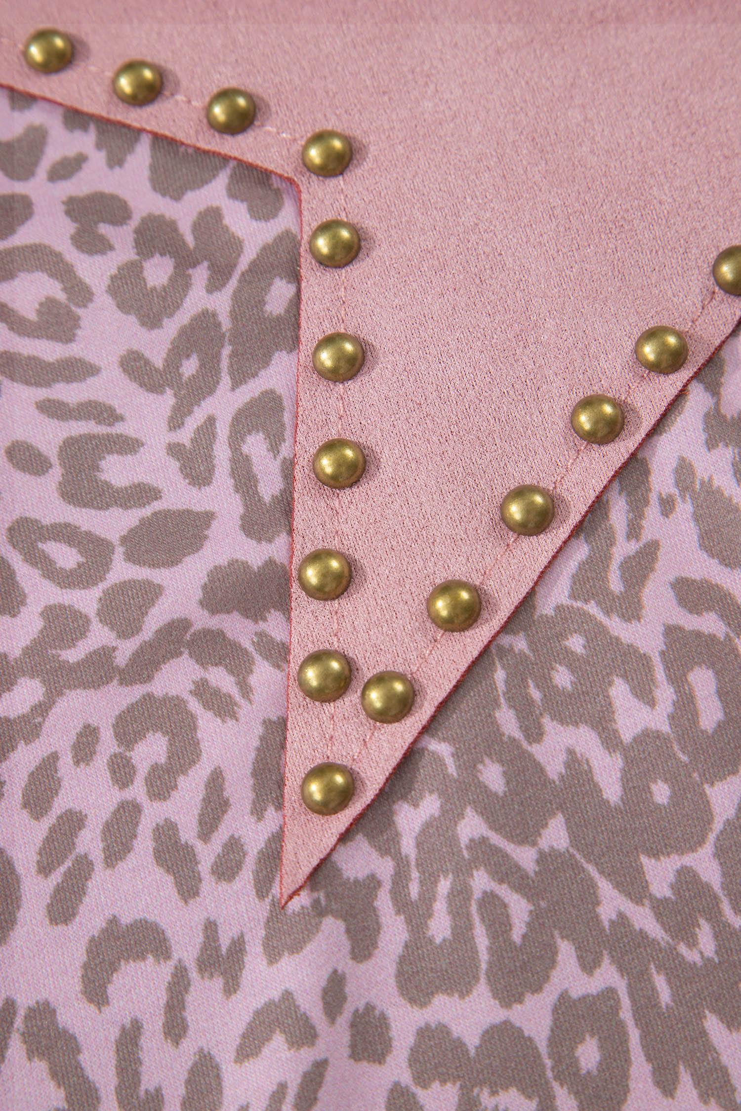 Leopard Print Studded Star Patch Loose Tee – Khaki & Pink