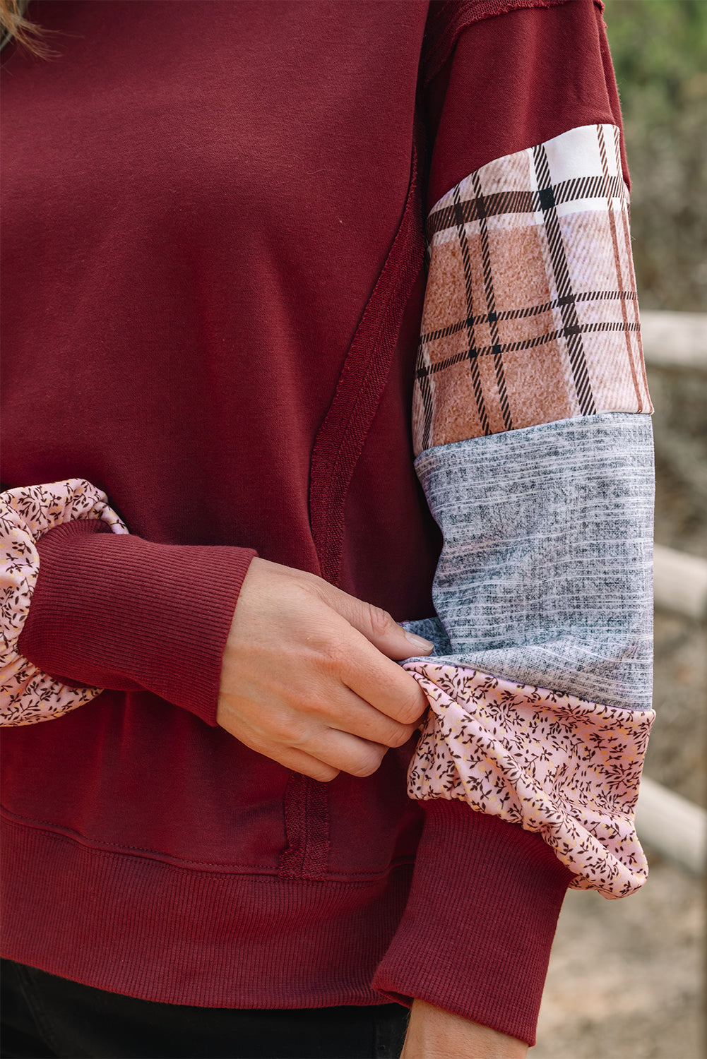 Colourblock Patchwork Sleeve Raw Seam Sweatshirt - eAura